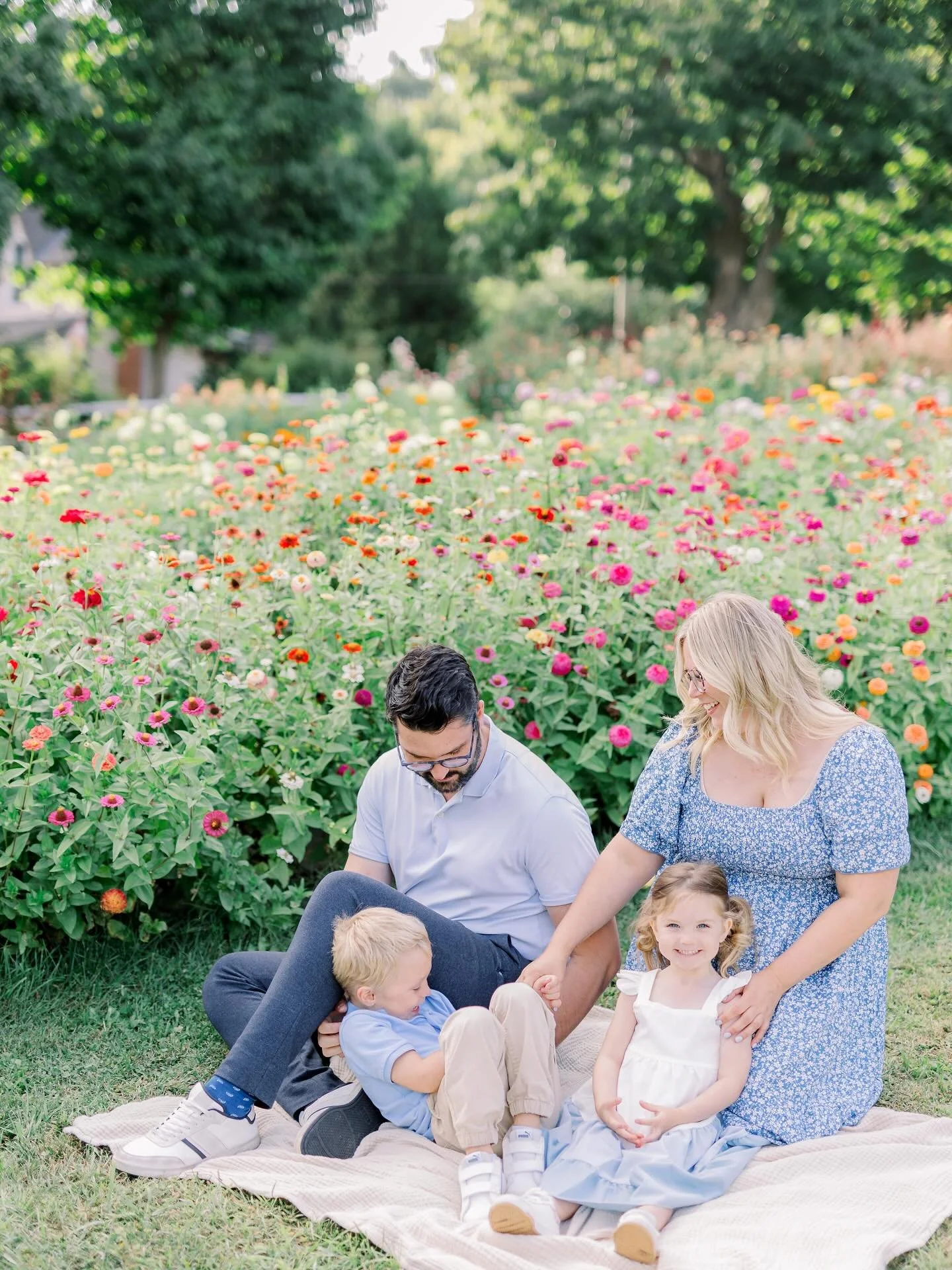 Hi! I thought it was about time I reintroduce myself here as the face behind Internal Nesting! My name is Stephanie and I am a registered psychotherapist who has been providing support to individuals for 12 years now. I am passionate about supporting