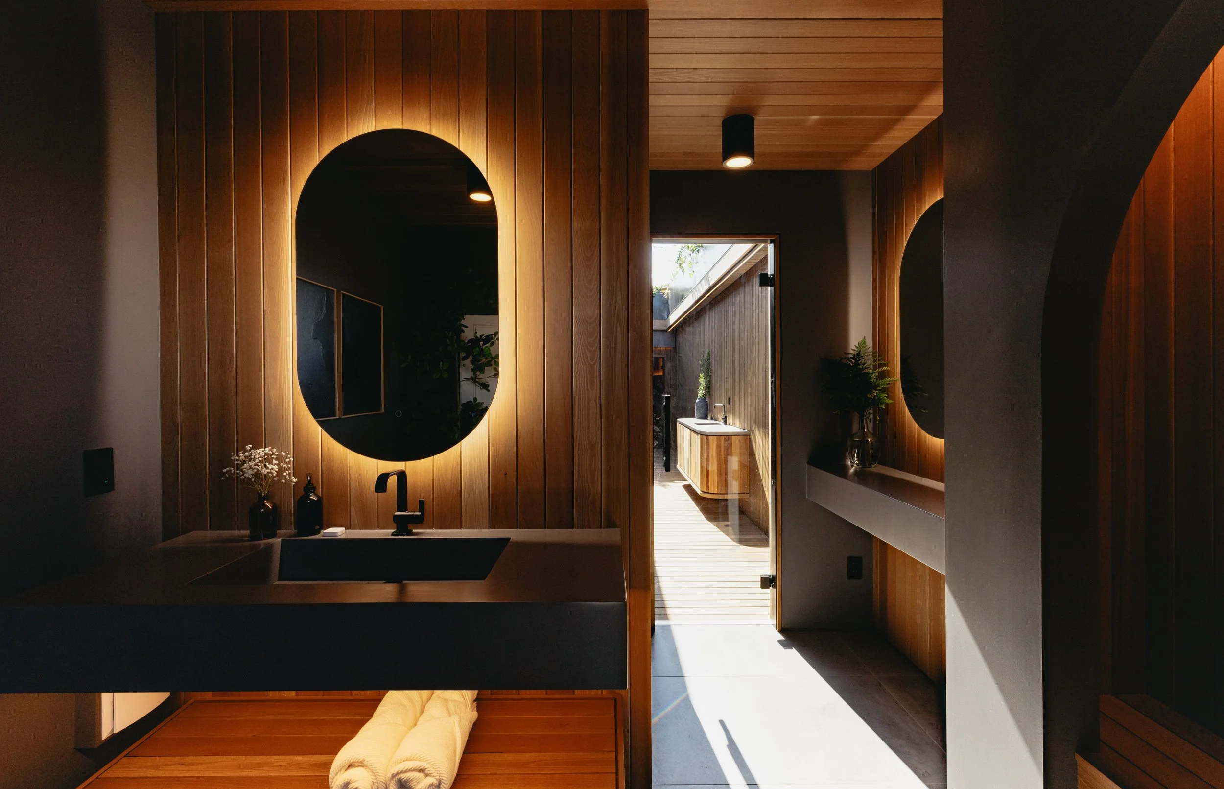 Wódr — Capturing Stillness