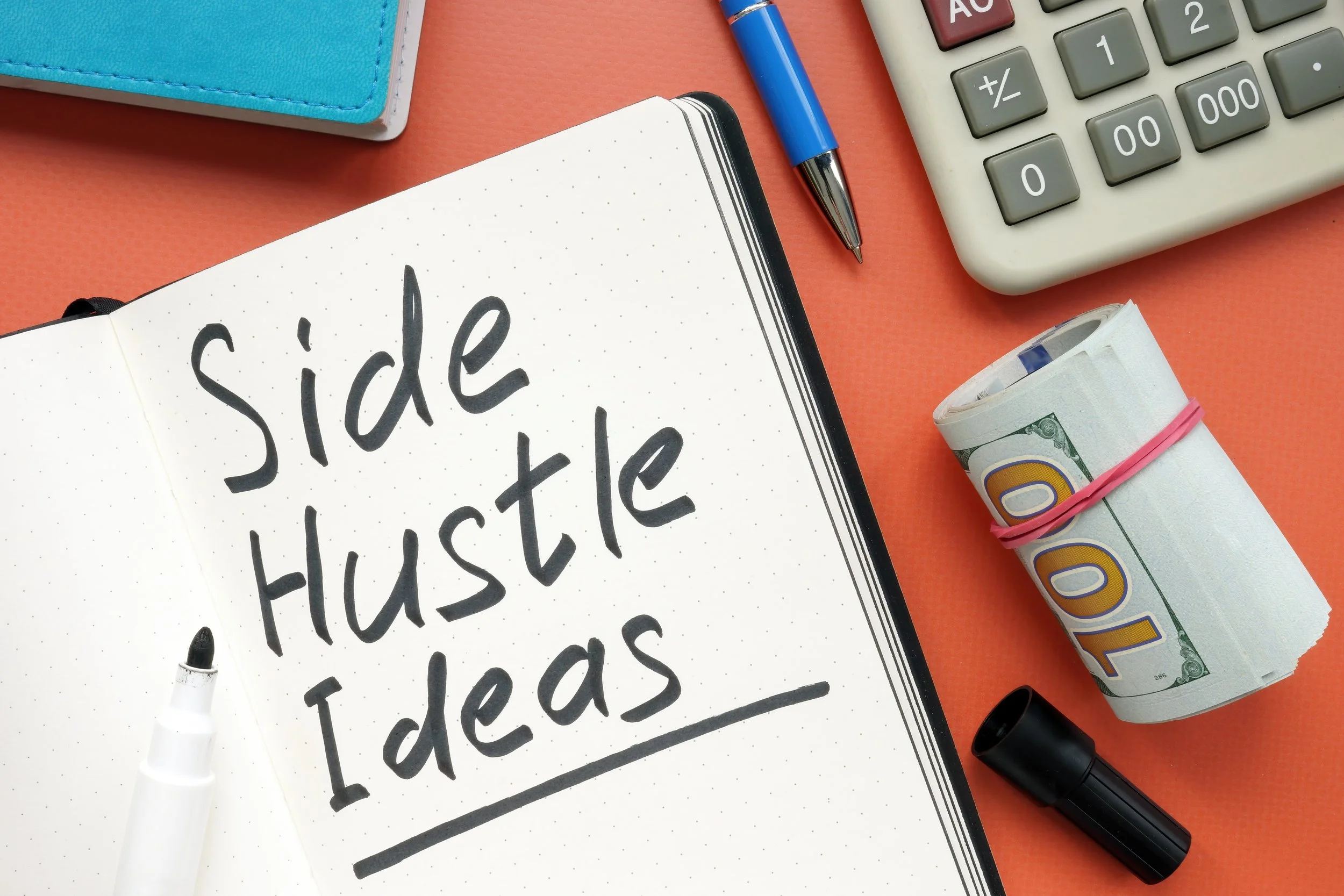 When Is It Time to Leave Your Job for Your Creative Side Hustle?