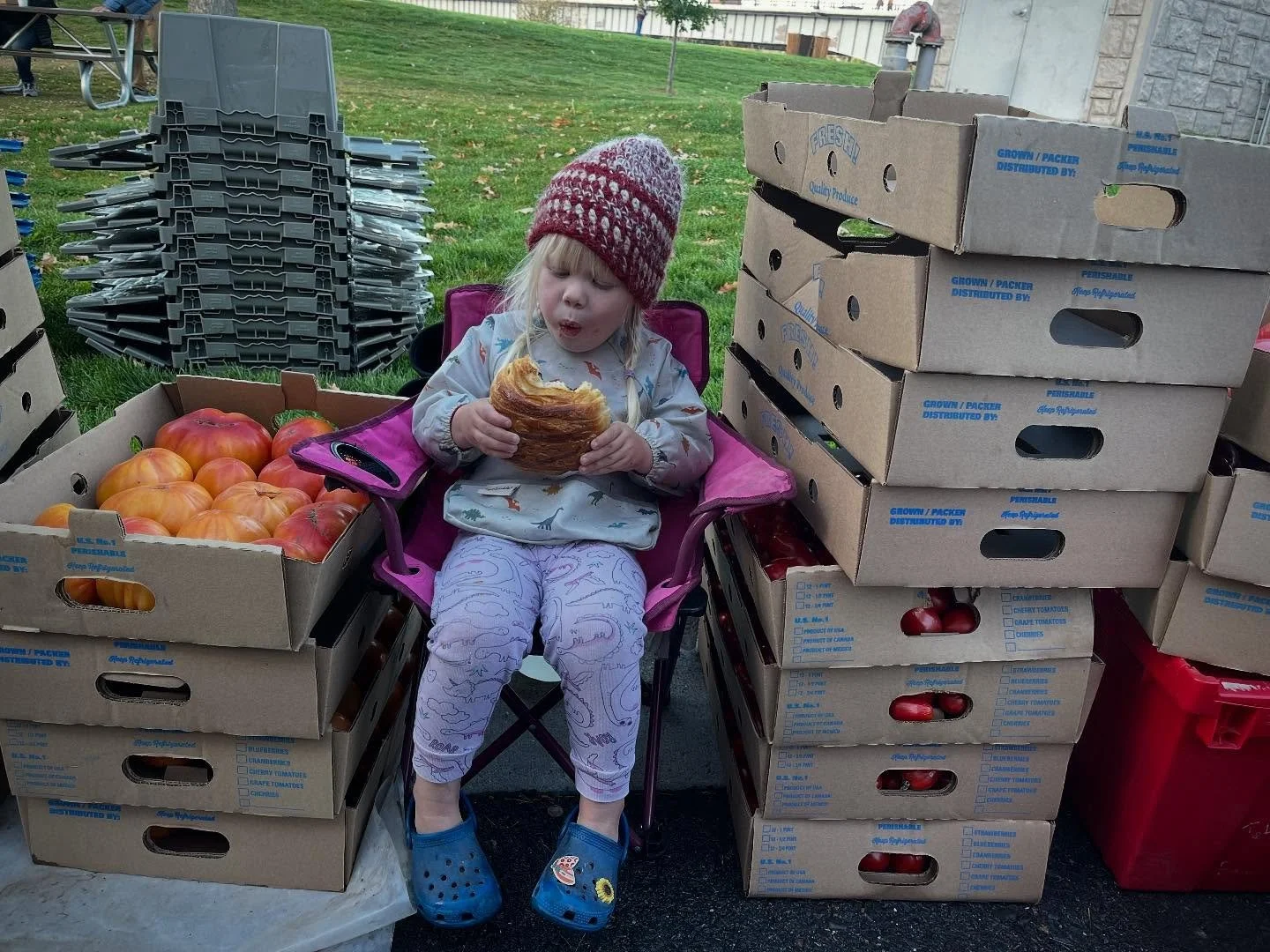 Well I didn&rsquo;t manage to get any pictures @clarkforkrivermarket this morning besides this one, but maybe it actually perfectly sums up our end-of-season-second-to-last-market-of-our-summer vibes. Here P sits, surrounded by stacks and stacks of b
