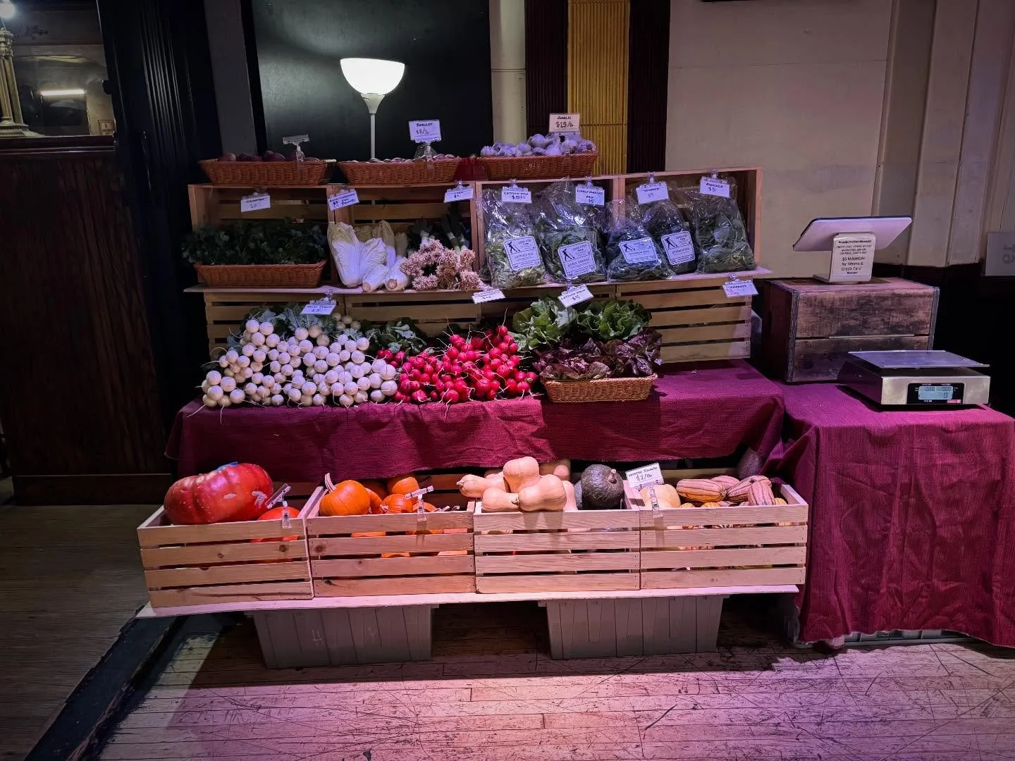 Nick is all set up @clarkforkrivermarket this morning until 1pm at the Badlander / Locals Only downtown! Swing on by for bagged greens, fresh roots and other storage crops. Lots of festive activities happening downtown today - hope to see yall ❤️