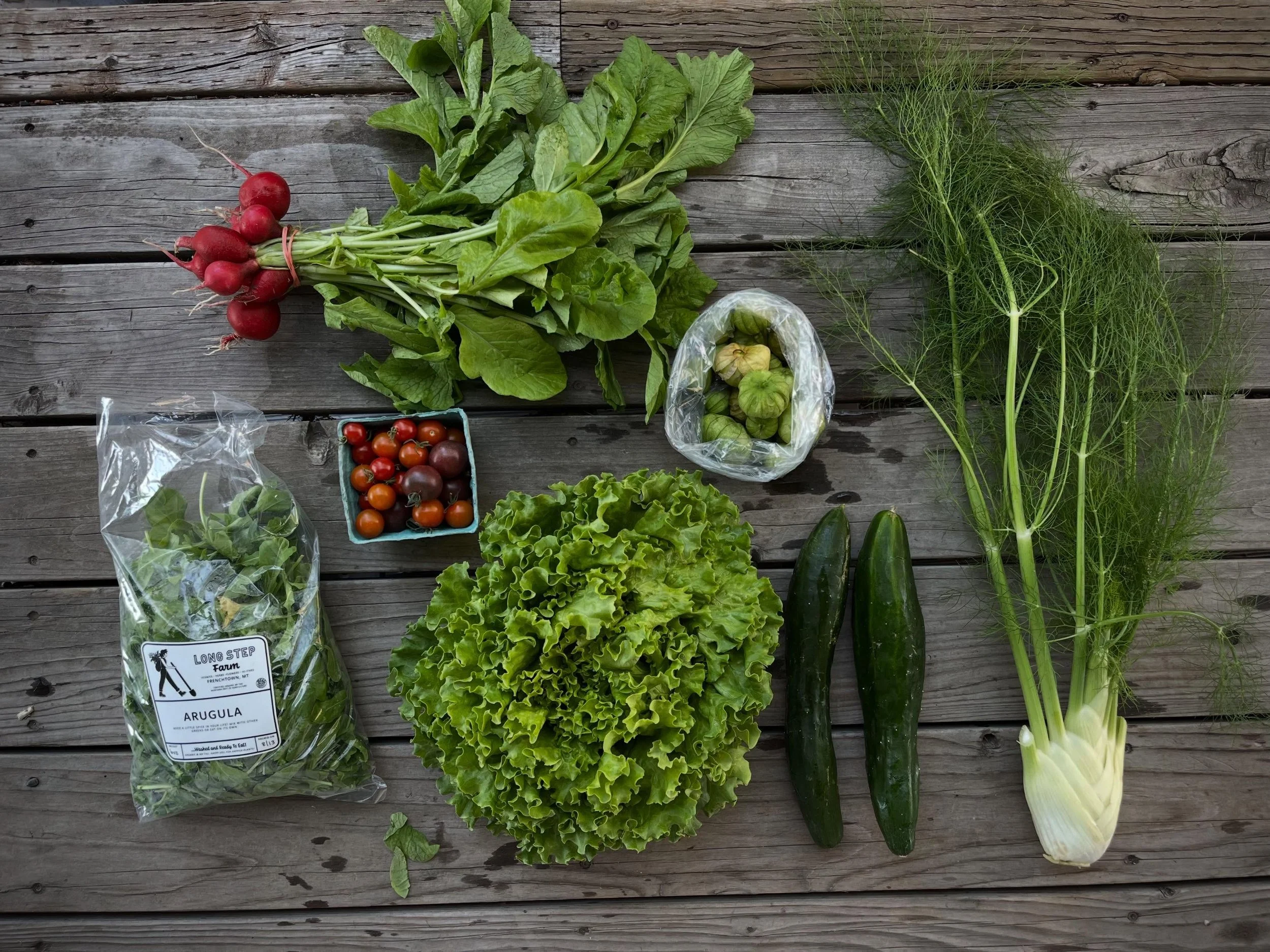 All this spring rain, wind (and frost 🥶) has me thinking about the abundance of summer to come! We still have spots in our summer CSA, which starts in just a few short weeks. Link in bio ✨