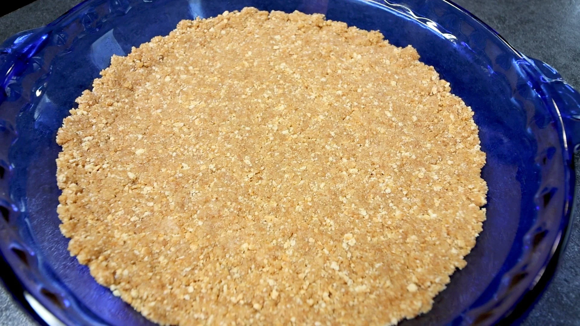 3 Ingredient Graham Cracker Pie Crust!🥧