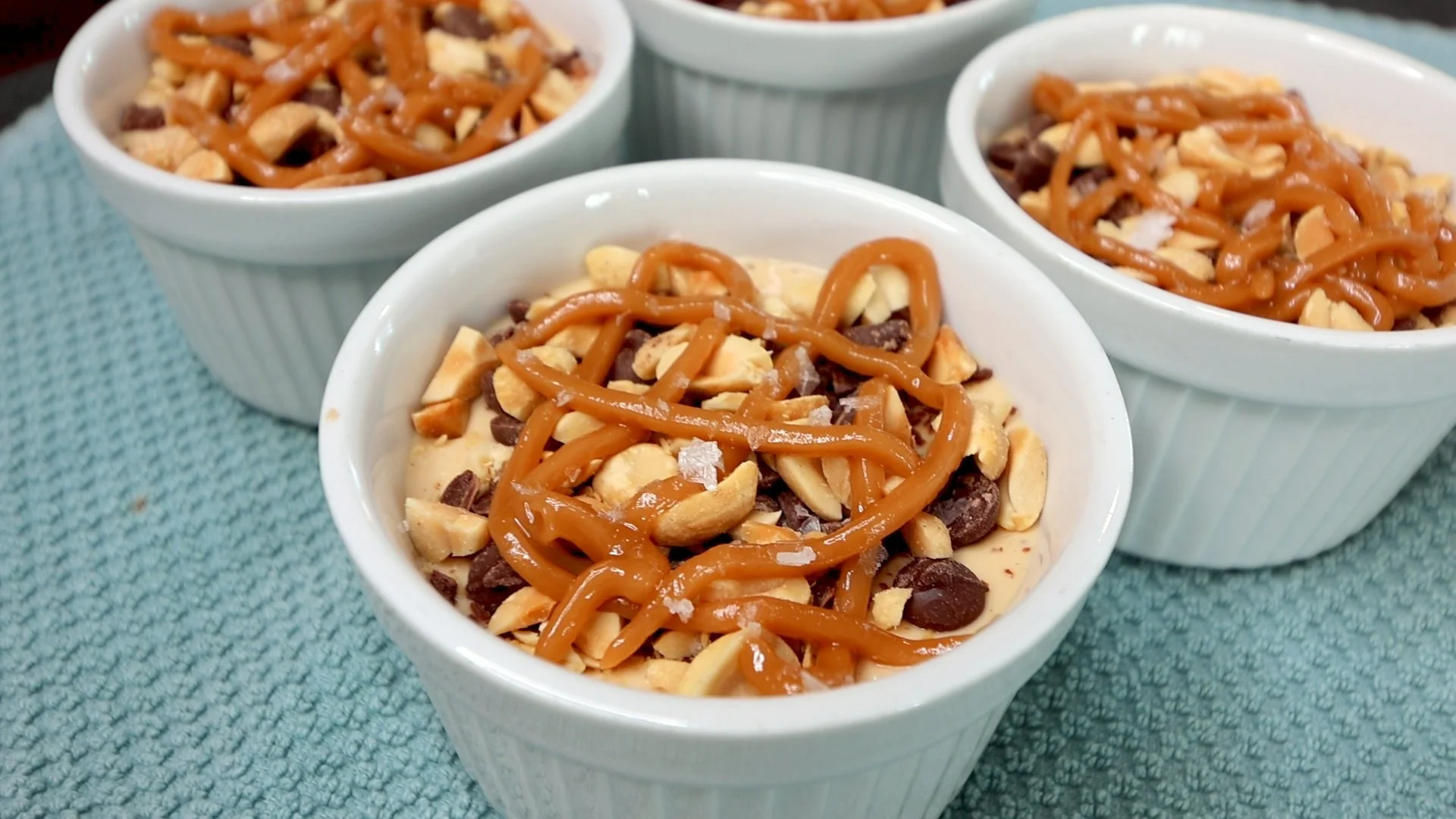 HIGH PROTEIN Cottage Cheese Snickers Dessert🍫🥜