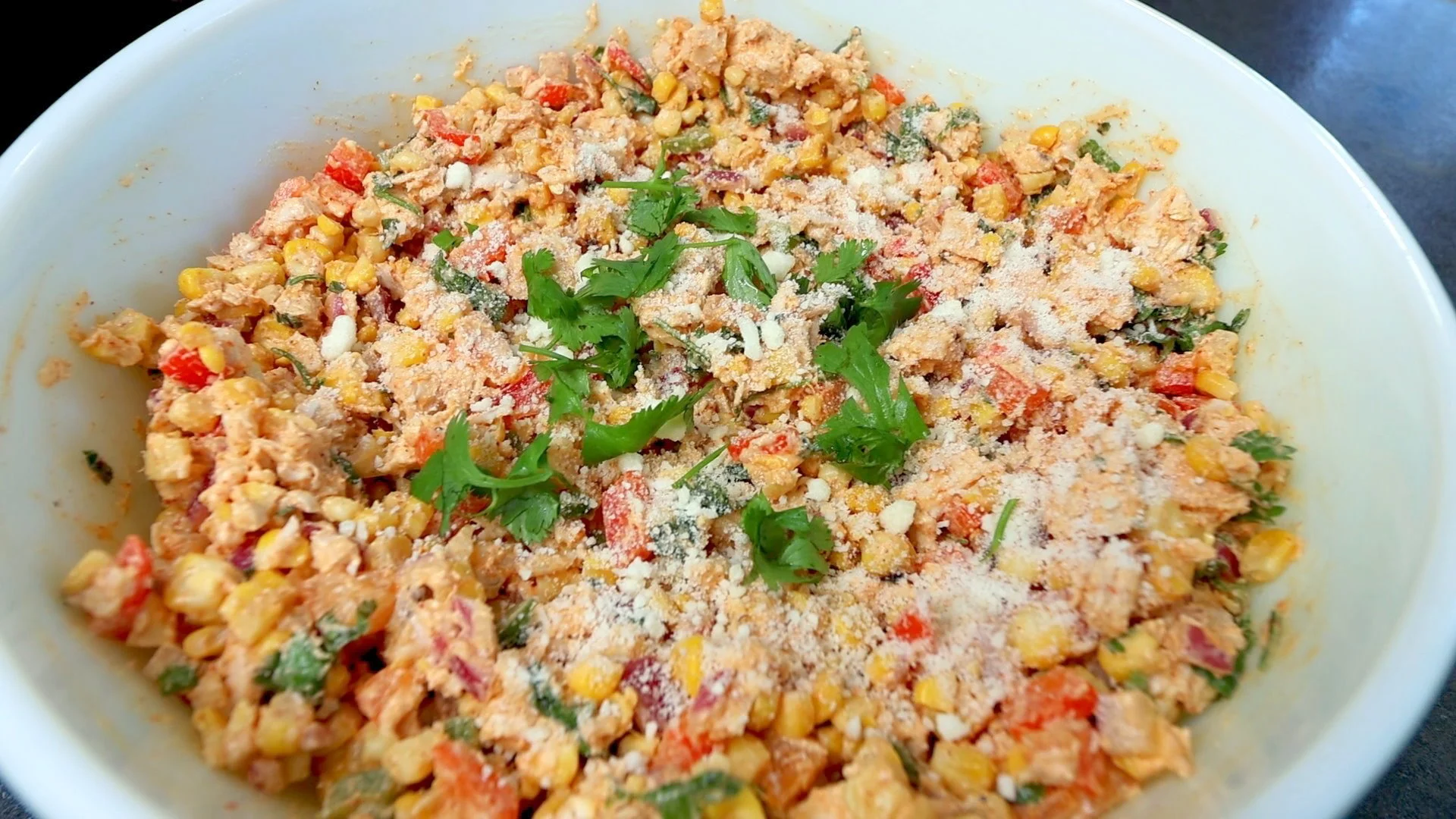 HIGH PROTEIN Mexican Street Corn Salad with Chicken🍗🌽