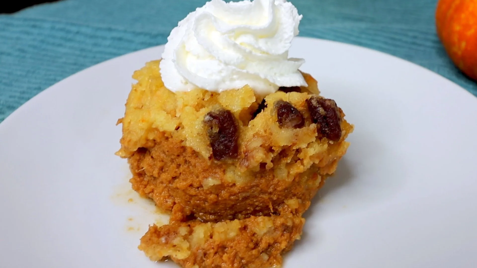 Crock-Pot Pumpkin Pecan Dump Cake 🎃🍰🍂🍁Better Than Pie! EASY CAKE MIX RECIPE!