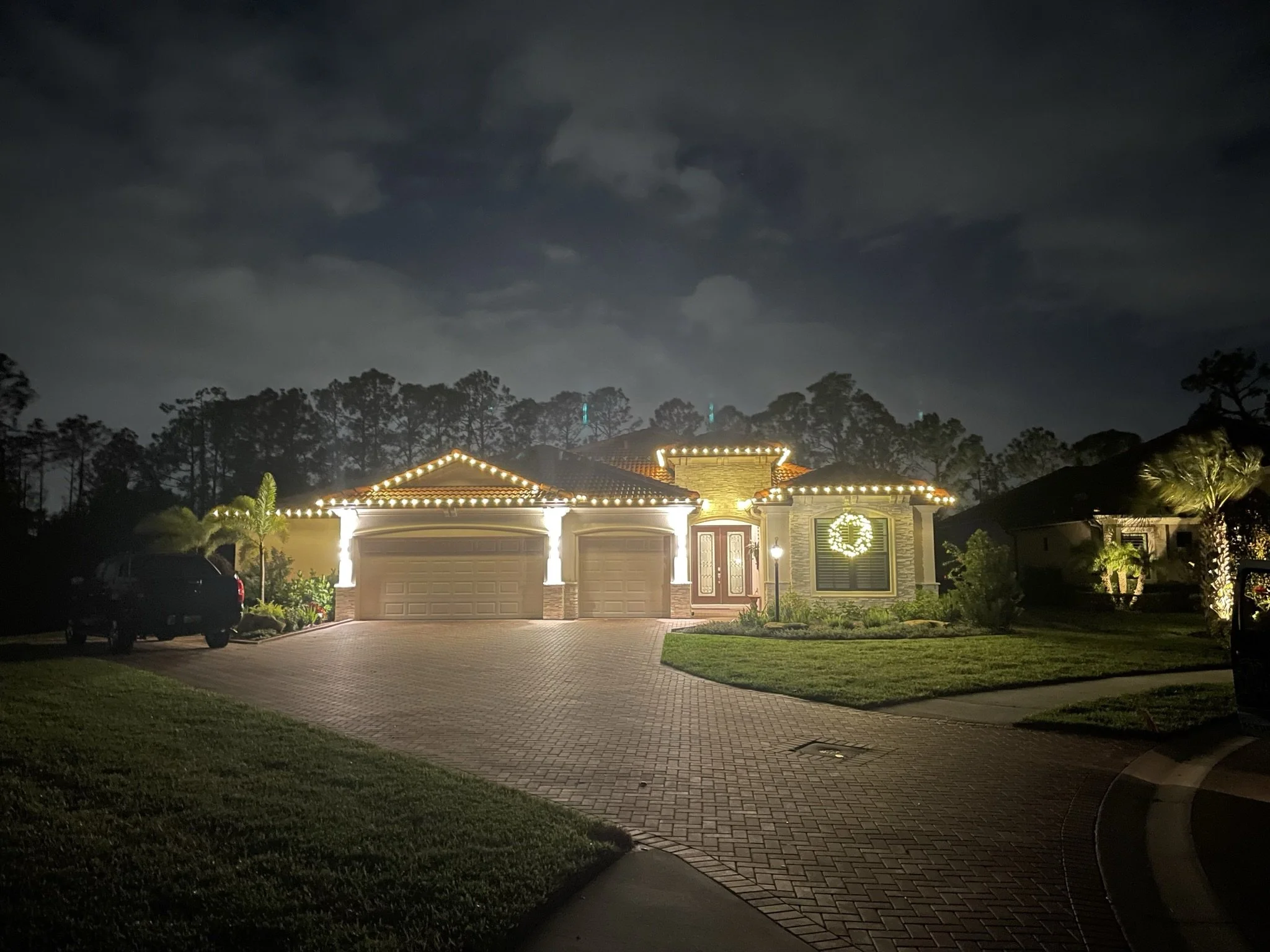 Sarasota Holiday Lighting - Lighting experts in Sarasota Florida  - Residential Lighting