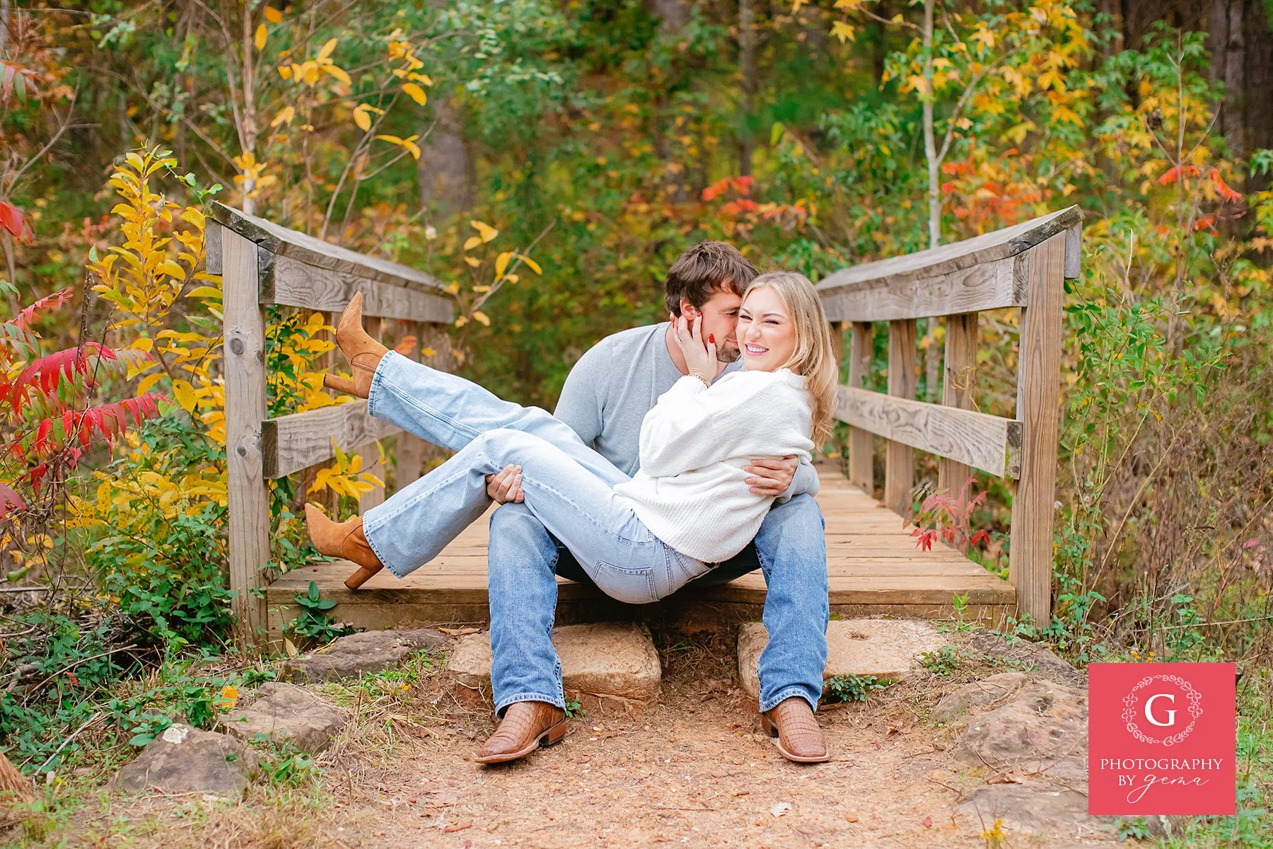 fall_engagement_tyler_texas.jpg