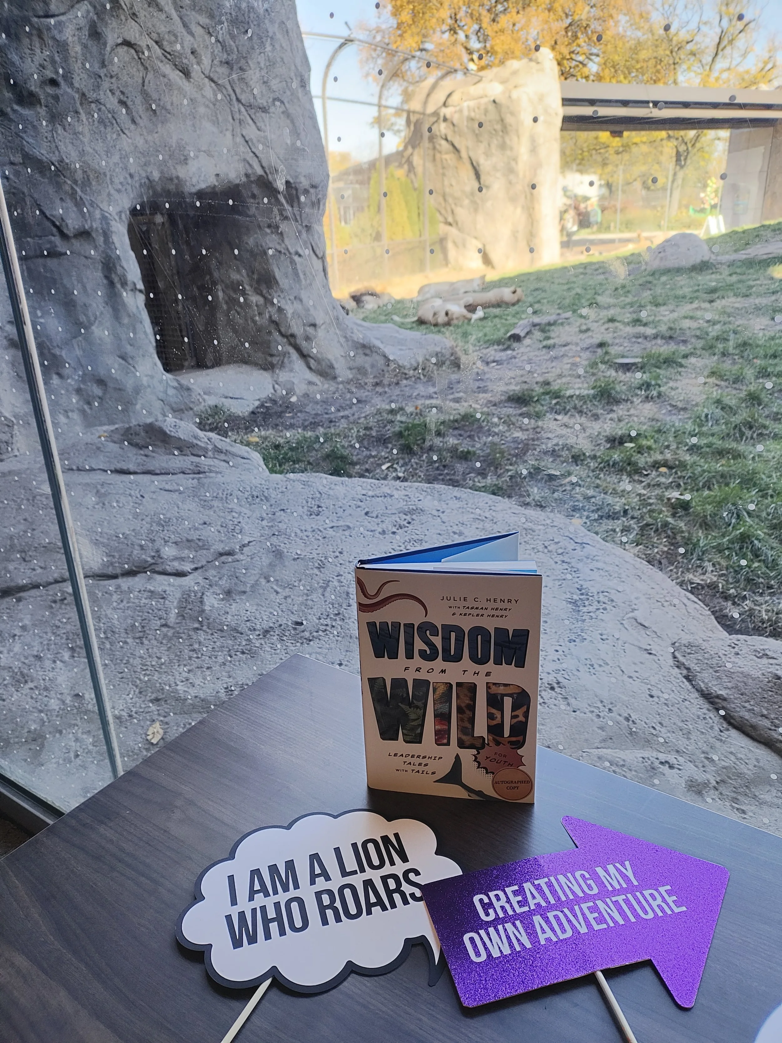 Youth book - Lincoln Park Zoo.jpg