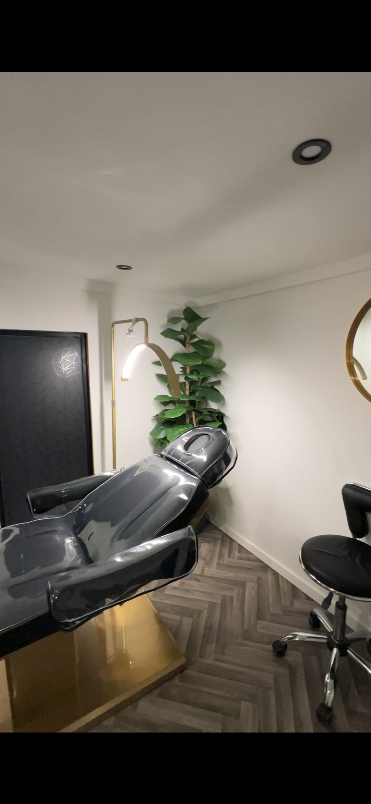 AKL Clinics Herne Bay treatment room