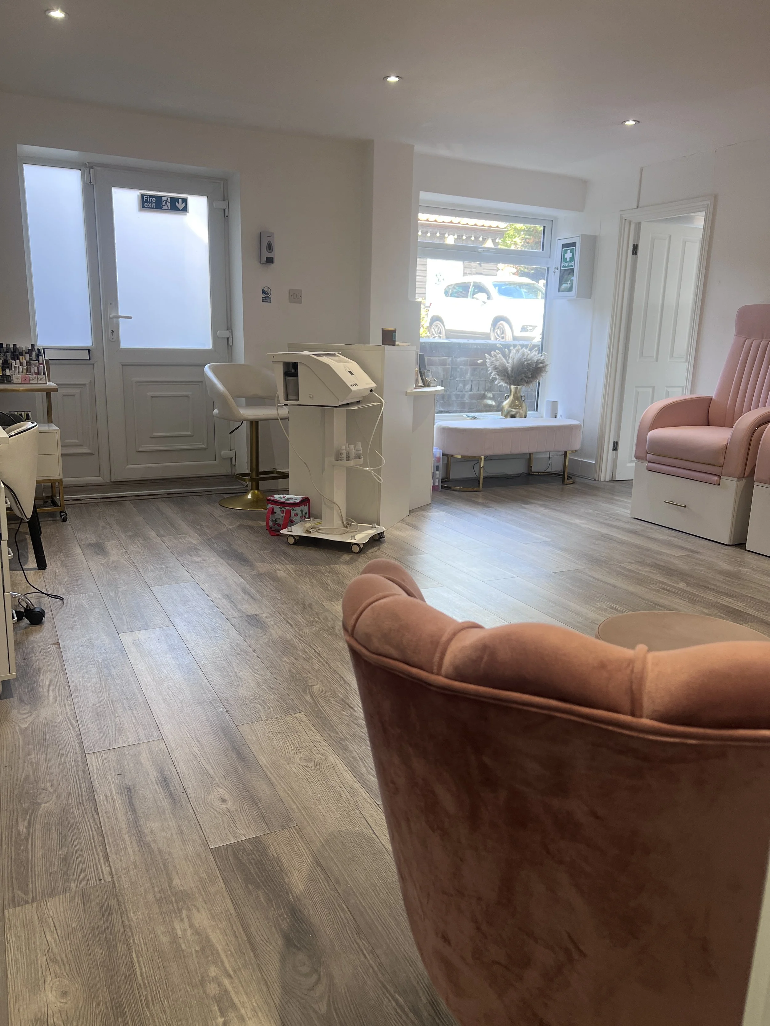 YL Beauty clinic reception, Buckhurst Hill Essex