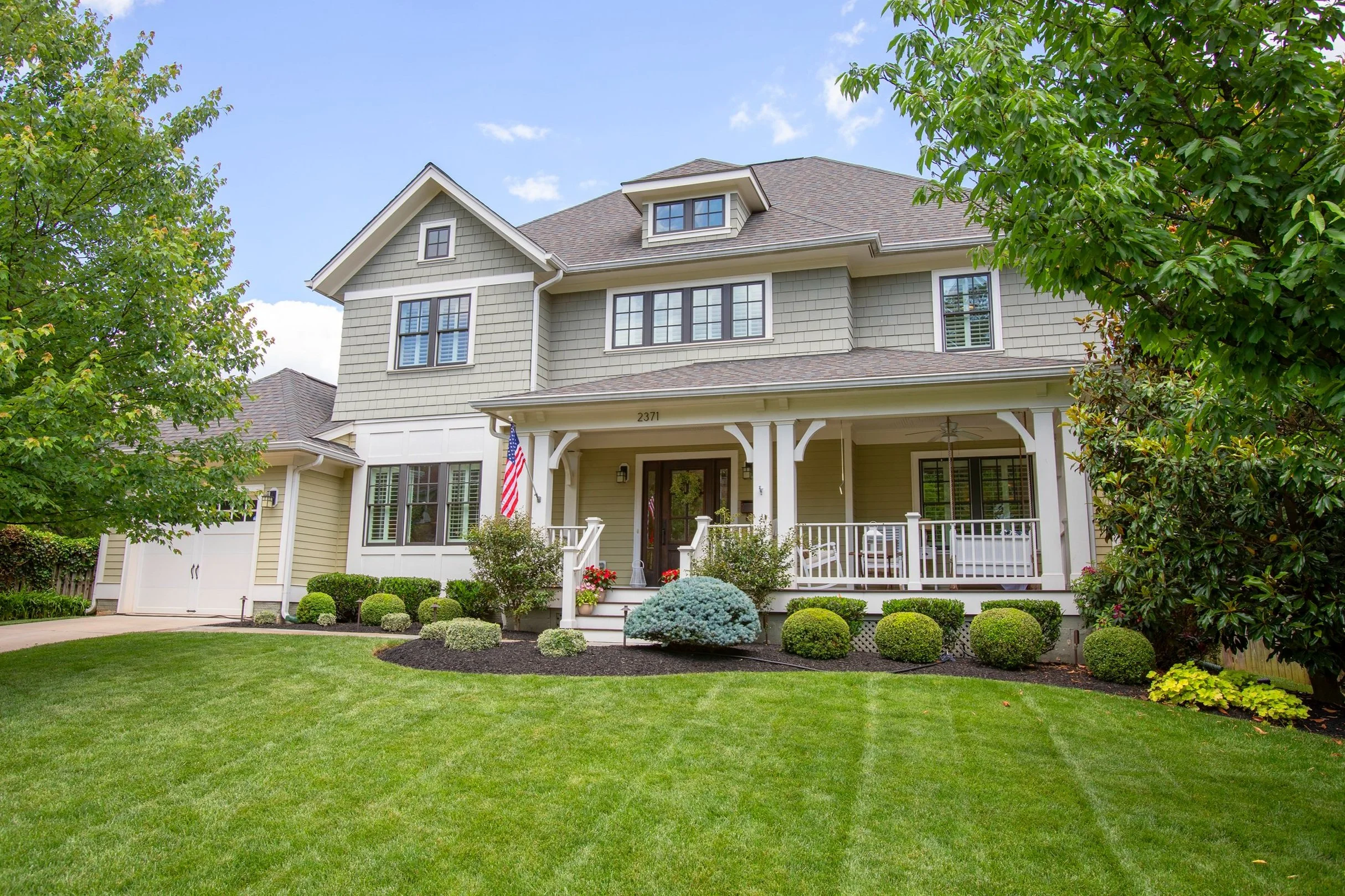 Real estate listing photo of a home exterior Arlington, Virginia
