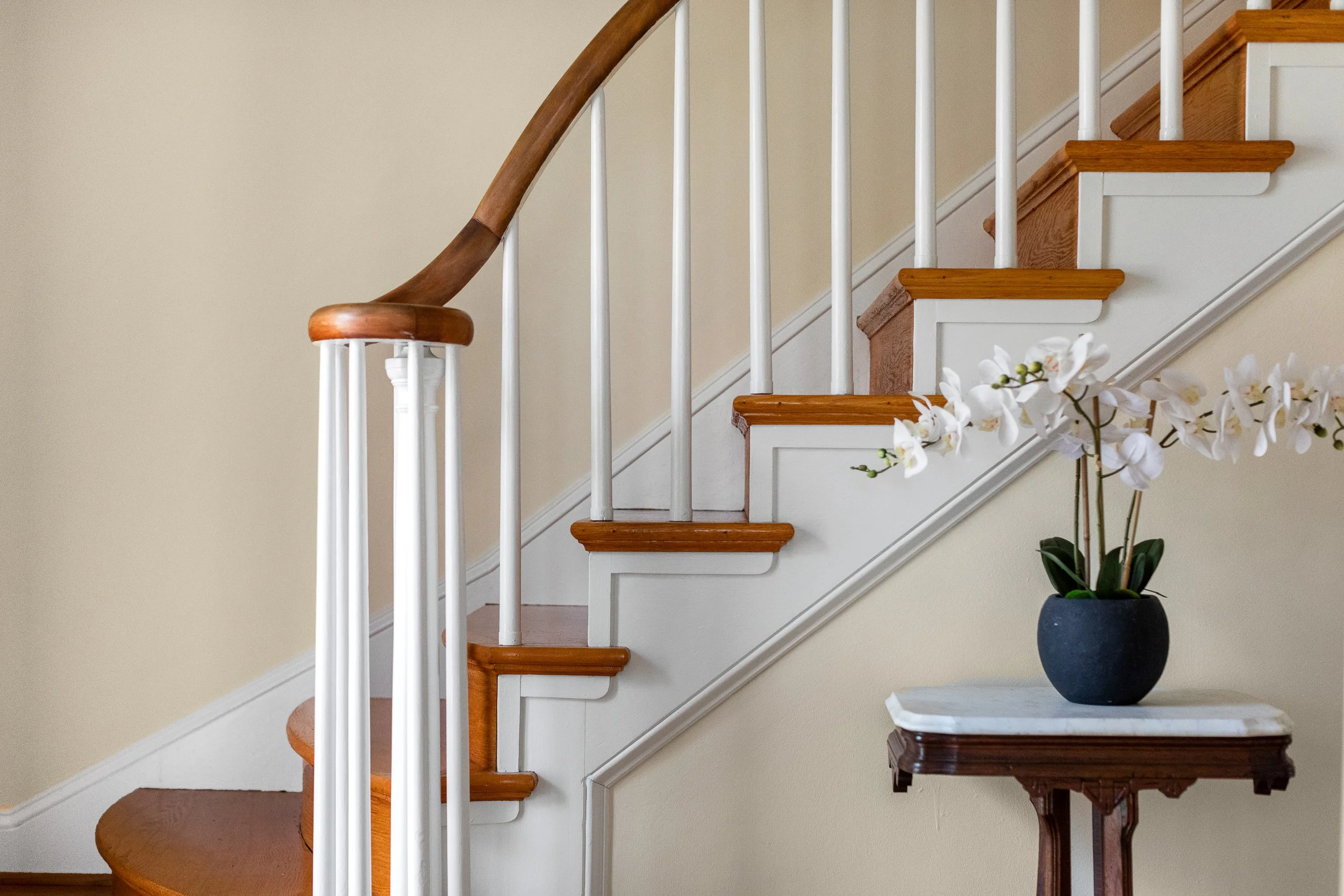 Real estate listing photo of a home interior Fredericksburg, Virginia