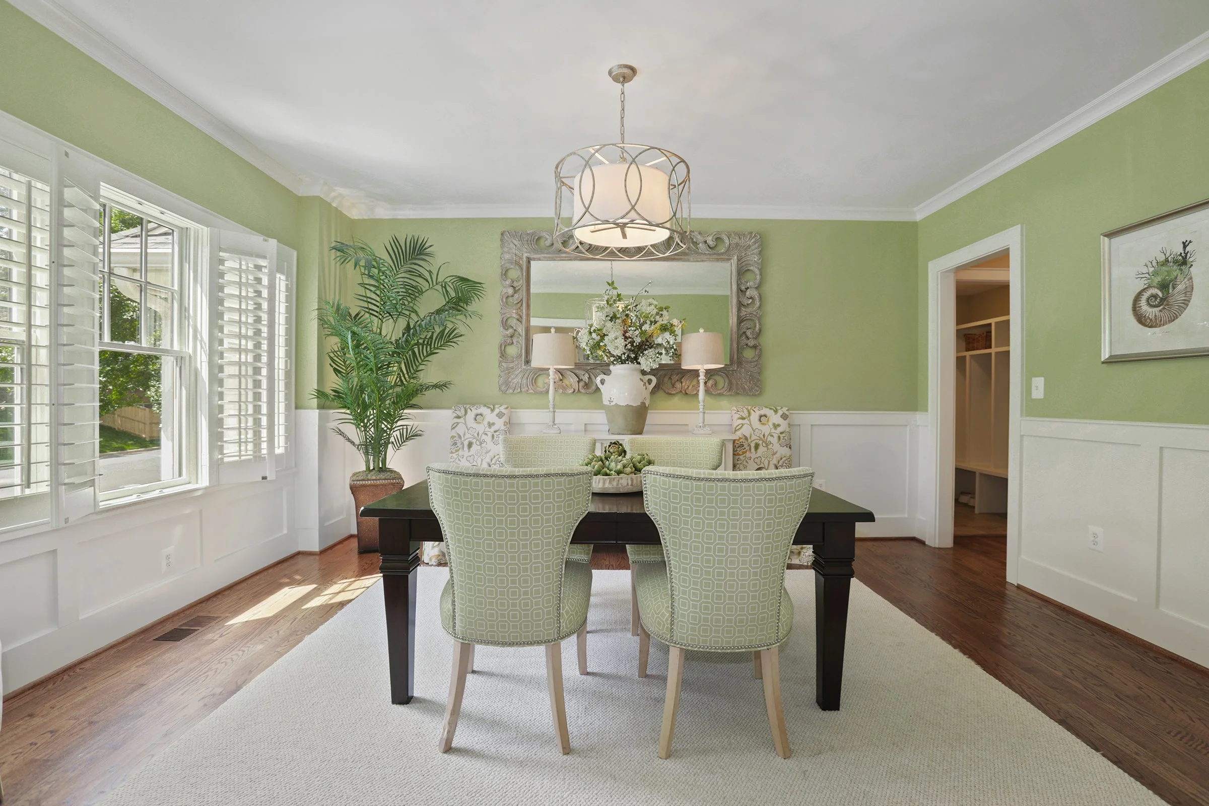 Real estate listing photo of a home interior Arlington, Virginia