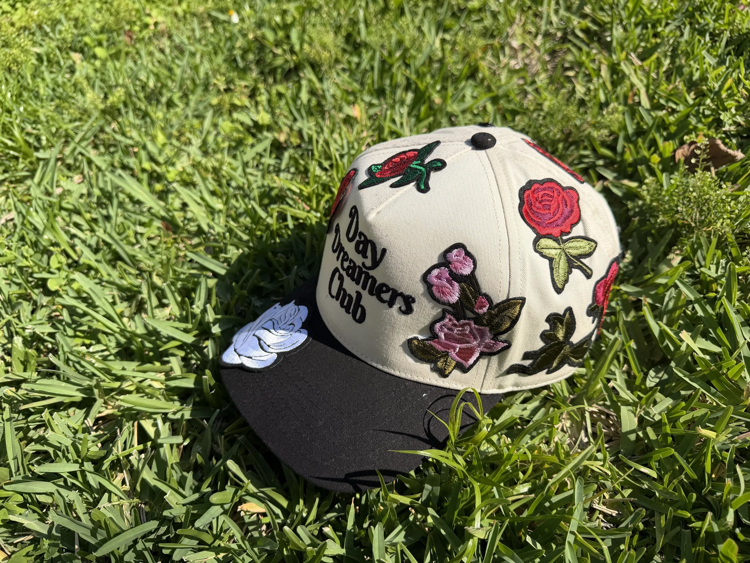 DAY DREAMERS CLUB ROSE SNAPBACK - $PIFFÉ