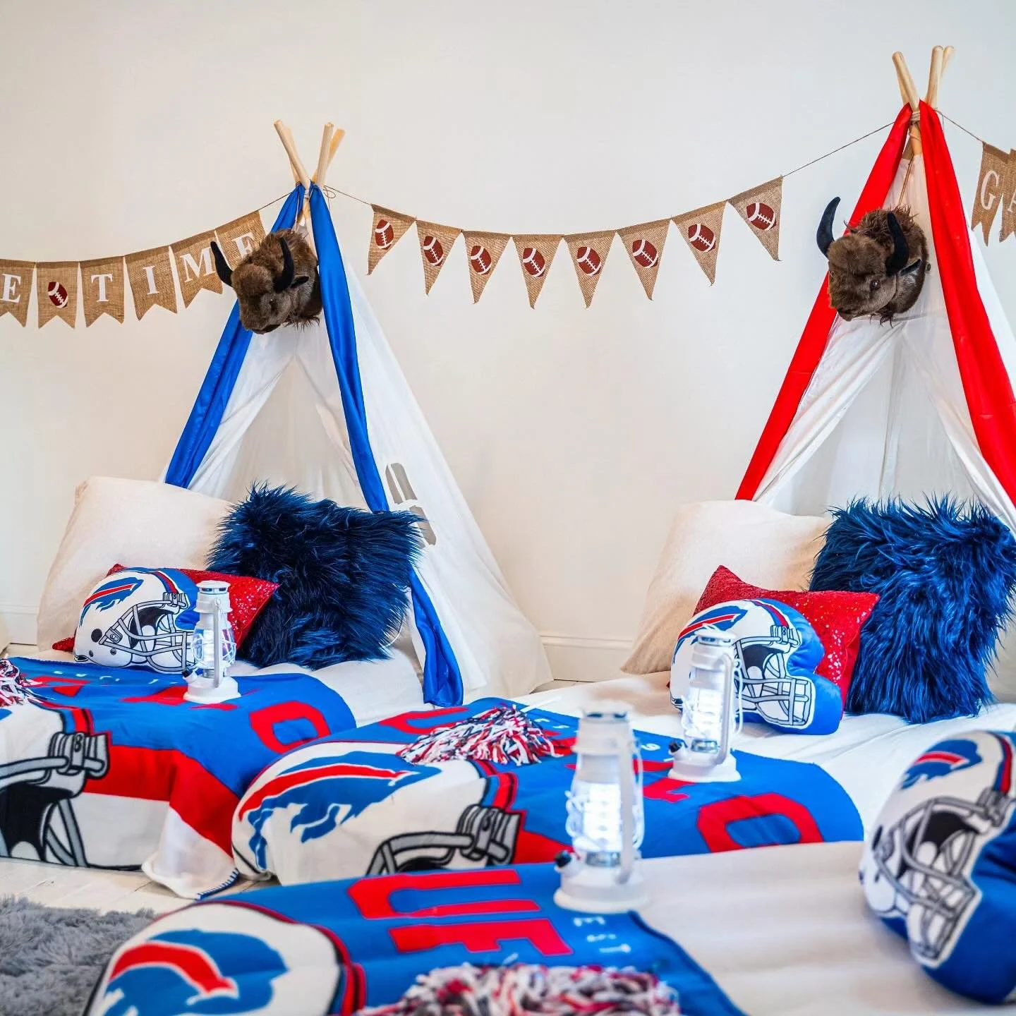 It&rsquo;s GAME DAY, Buffalo! 🏈

A Bills slumber party is the ultimate way to cheer on our team&mdash;because where would you rather be than right here, right now?! 
❤️🤍💙

Packages start at $275, perfect for your Bills Mafia to rally, shout, and c