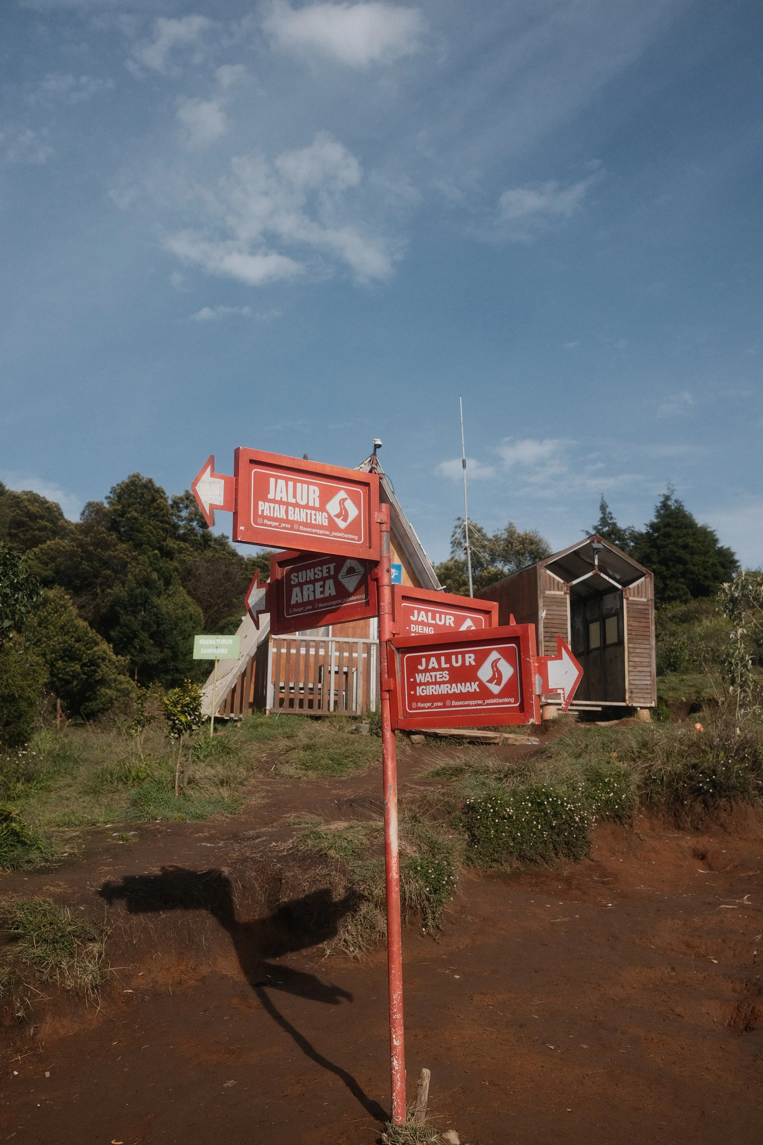 RKDX4431.jpg