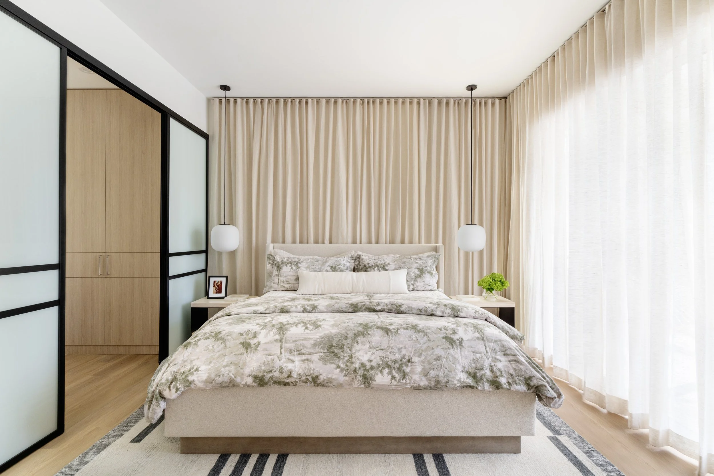 20241113_HessCondo_Naples_Bedroom_106_Retouch.jpg