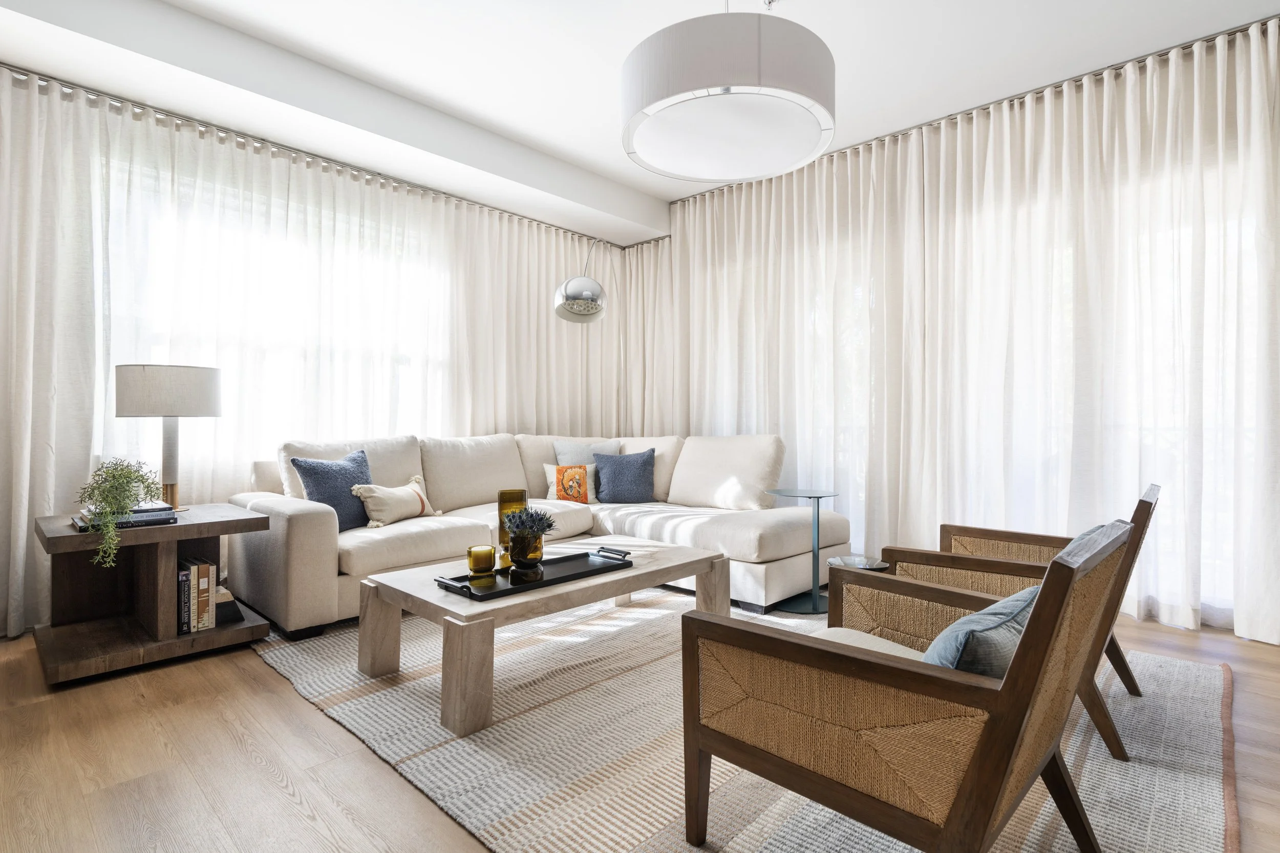 20241113_HessCondo_Naples_Living_001_Retouch.jpg
