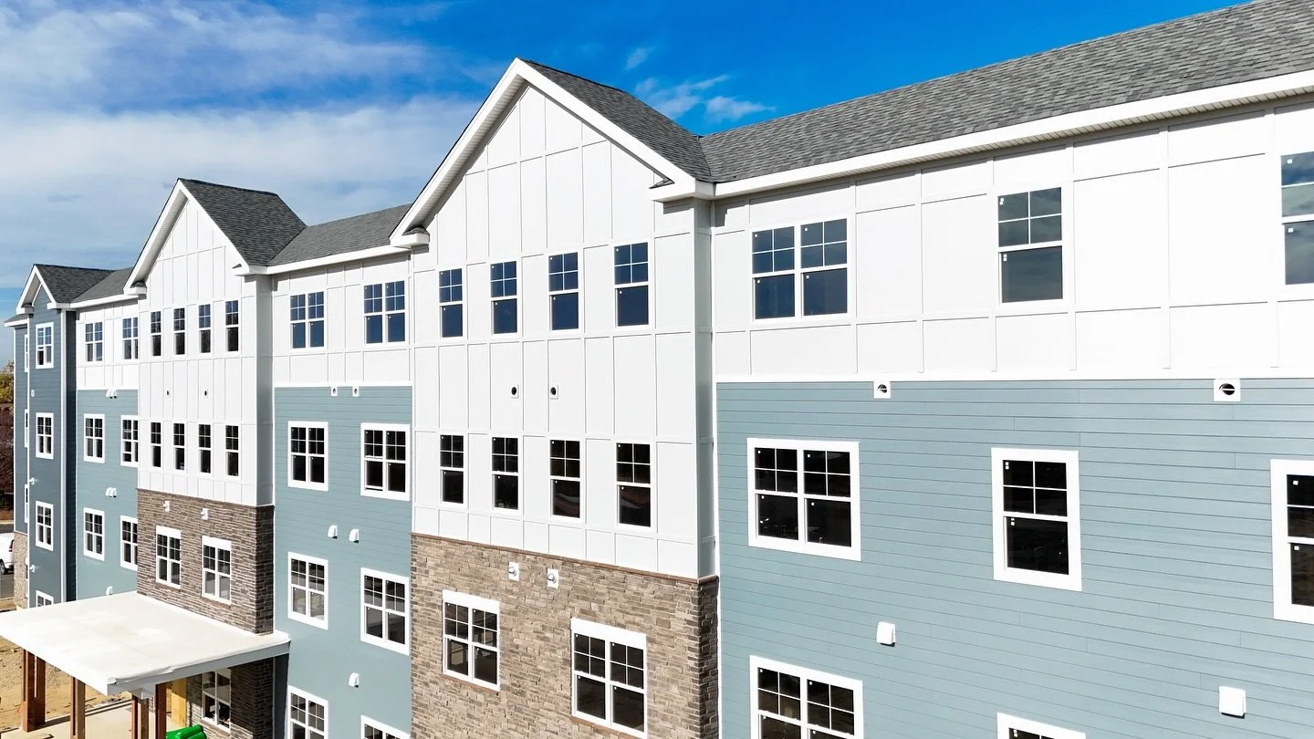 Another successful project: Pennsauken edition! A collab between Coastal Creations and @njeliteexteriors brought @jameshardie siding and @certainteed roofing to this brand new Stonegate apartment building 🏢

#pennsauken #roofing #siding #nj #apartme