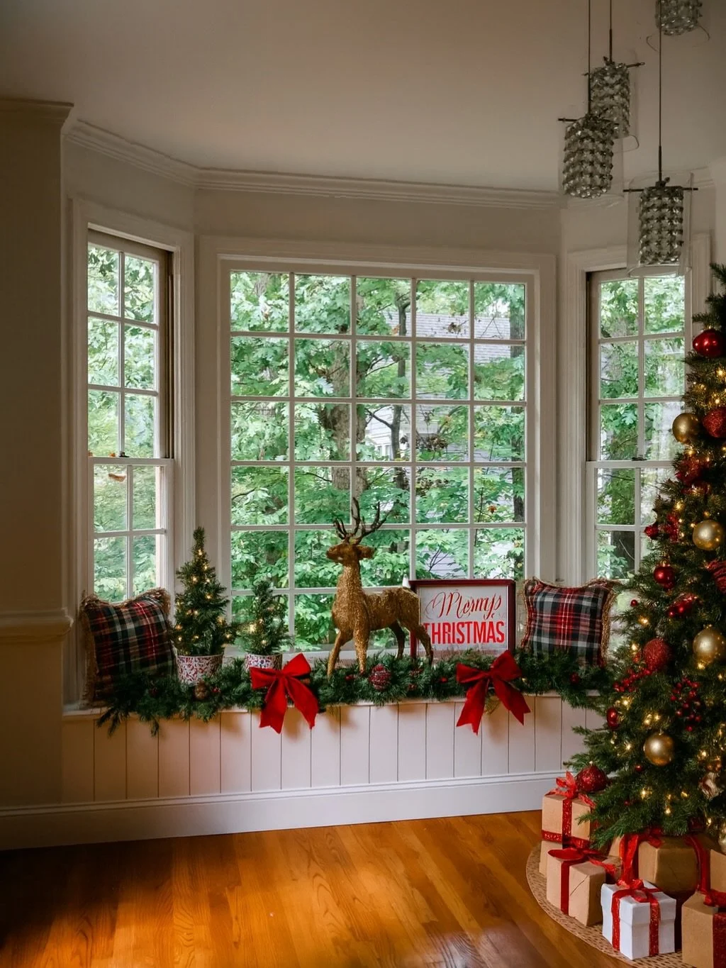 Just look at what a simple window can become.
Not just a forgotten storage spot, but a cozy corner where time slows down. A place to read, dream, listen to music, or sit in complete silence when the whole house is asleep.

You imagine it. You wish fo