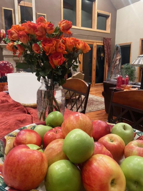 starlightranchsanctuary-apples.jpg