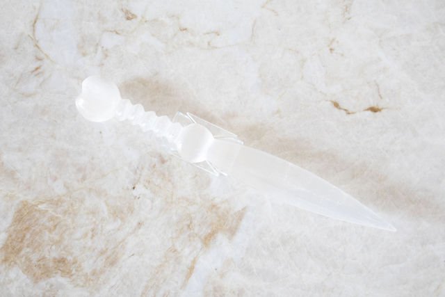 heart-selenite-sword7.jpg