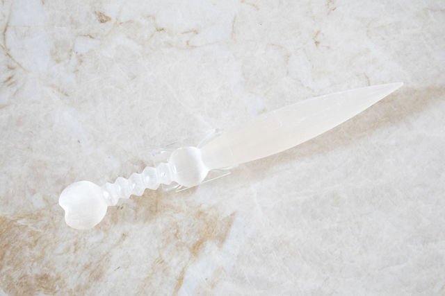 heart-selenite-sword6.jpg
