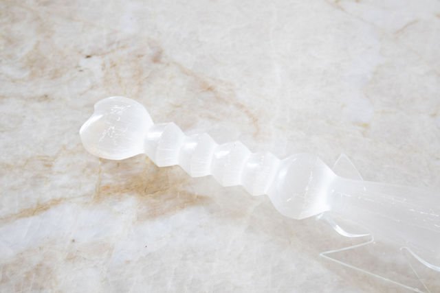 heart-selenite-sword2.jpg