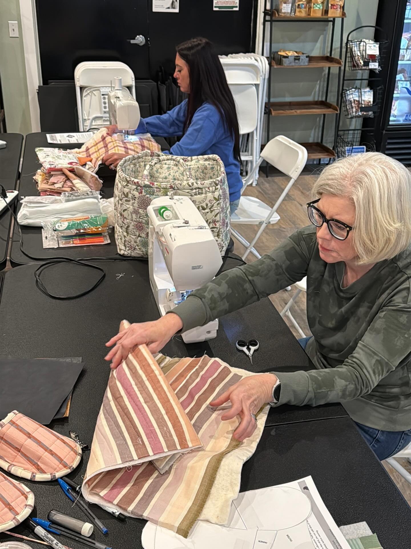 The quilted slipper class @local_republicmarket was lots of fun last night. You can find the online version of the class on my website and make your own quilted slippers from the comfort of home . Click the link in the bio #quiltedslippers #quilterso