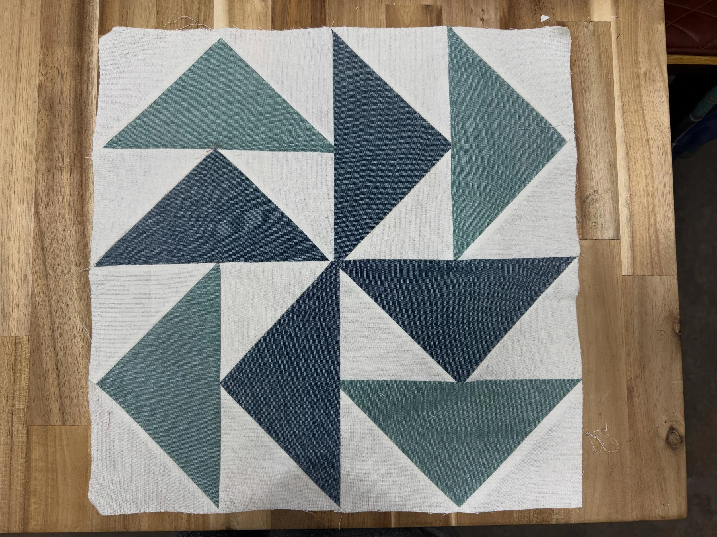 Looking forward to seeing everyone tonight @local_republicmarket for our Block of the Month class 🩷