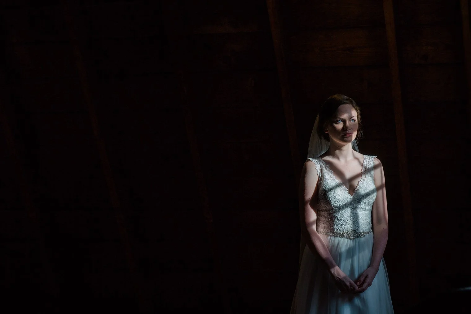 018-Mass_barn_wedding.jpg