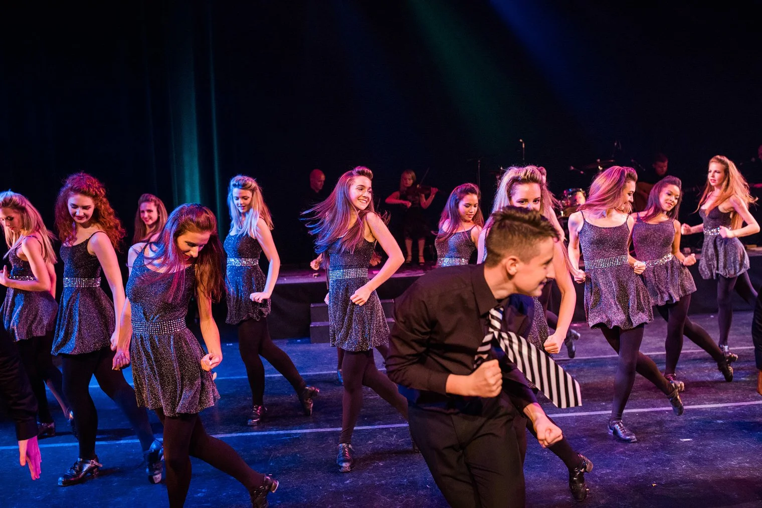 015-irish_dance_performance.jpg