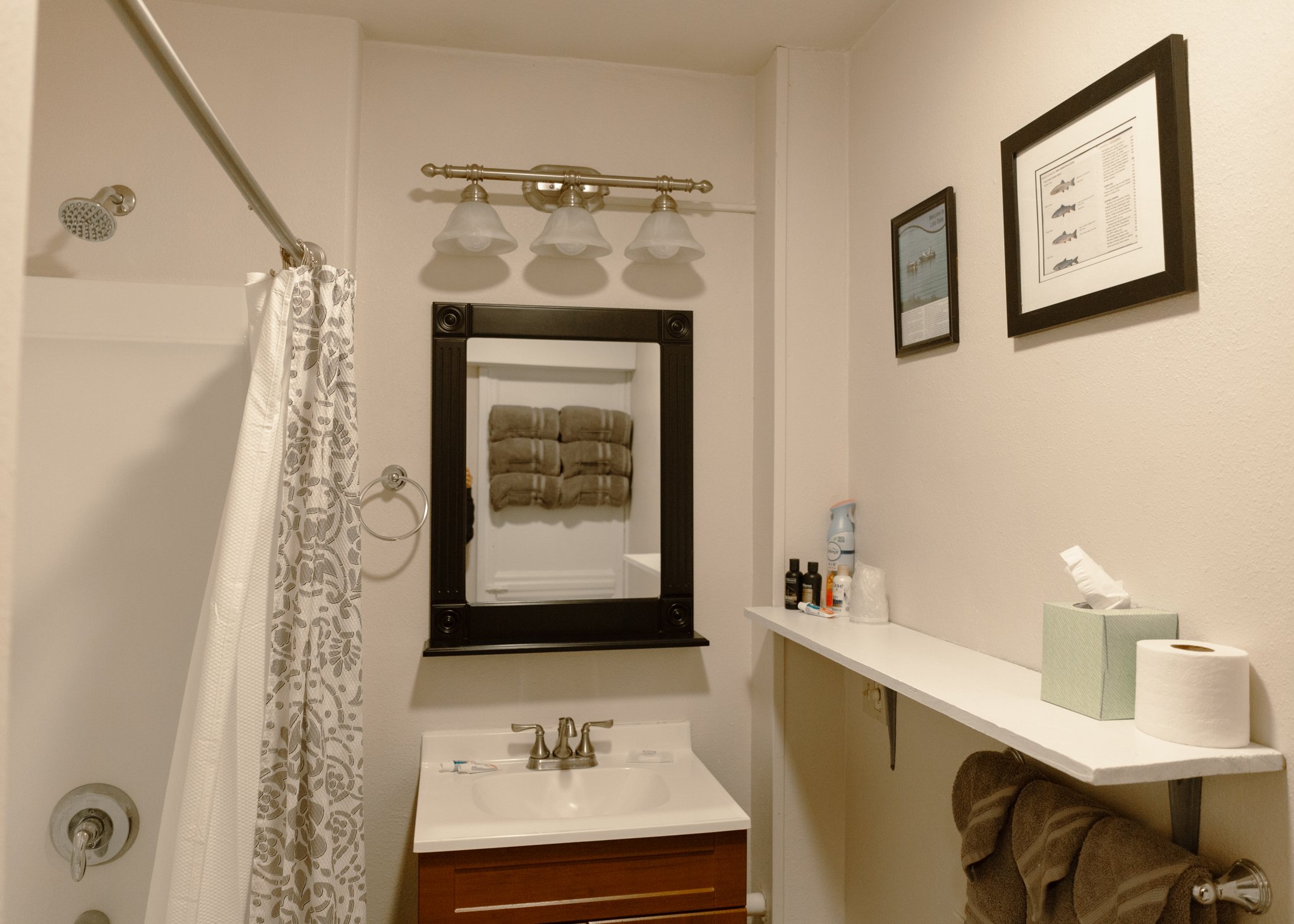 Catch and Rest Bathroom1.jpg