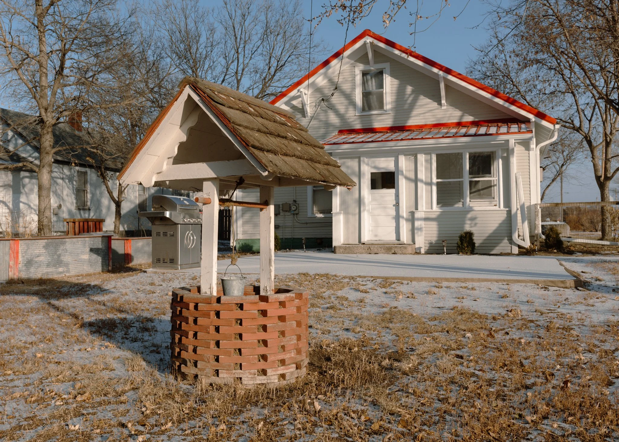 Red Roof Exterior15.jpg