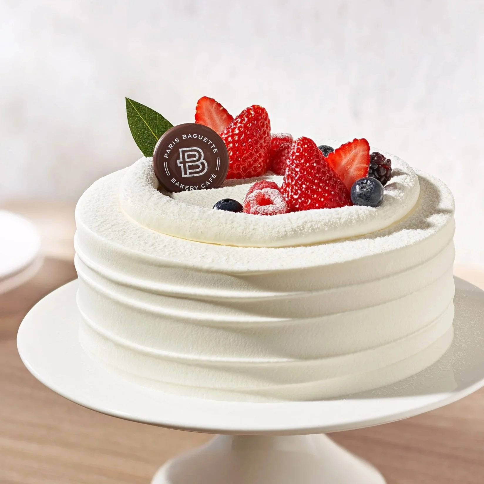Cake_MixedBerrySoftCream.jpg