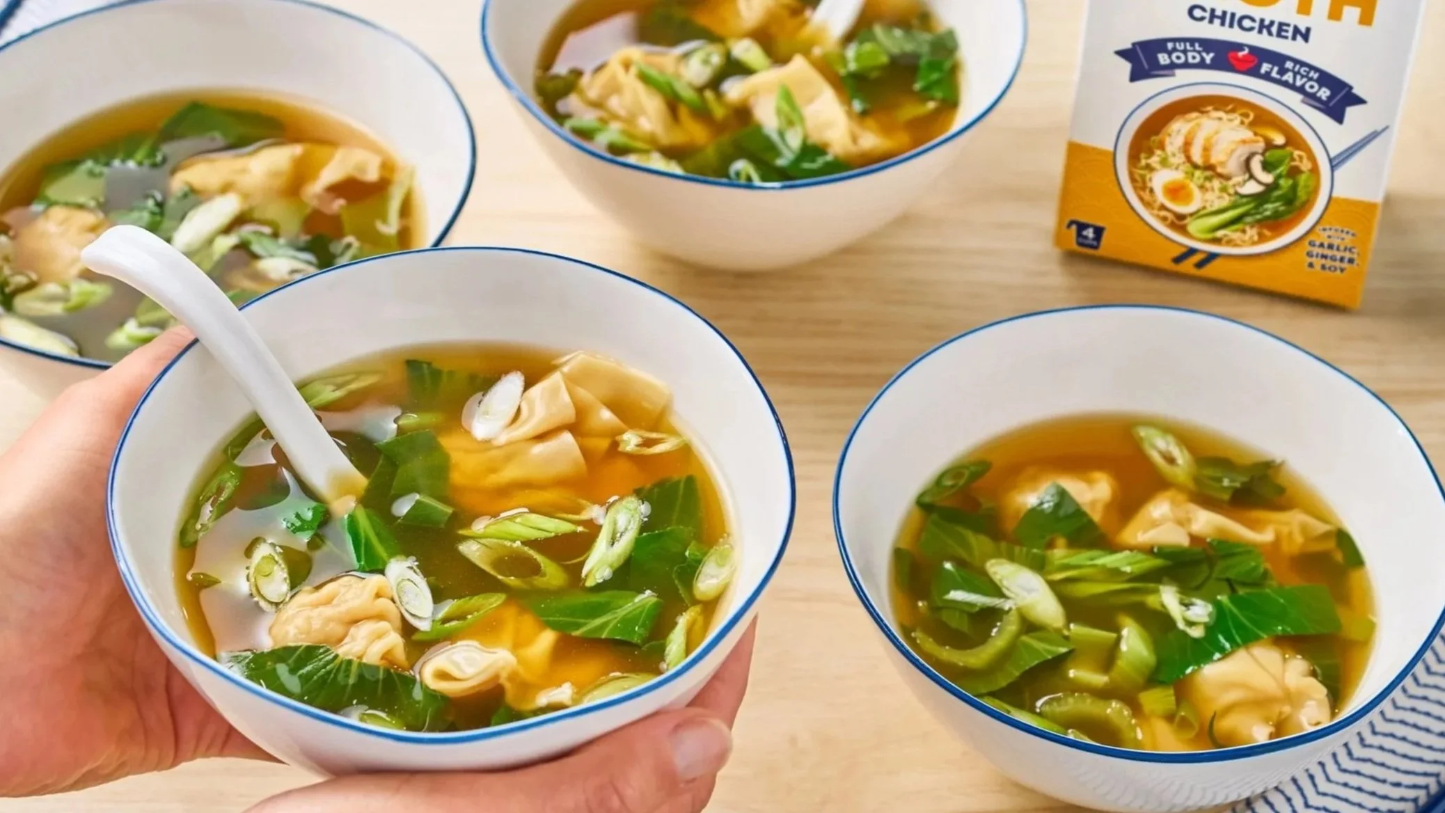 10MinuteWontonRamenSoup_Carton_CropReco.jpg