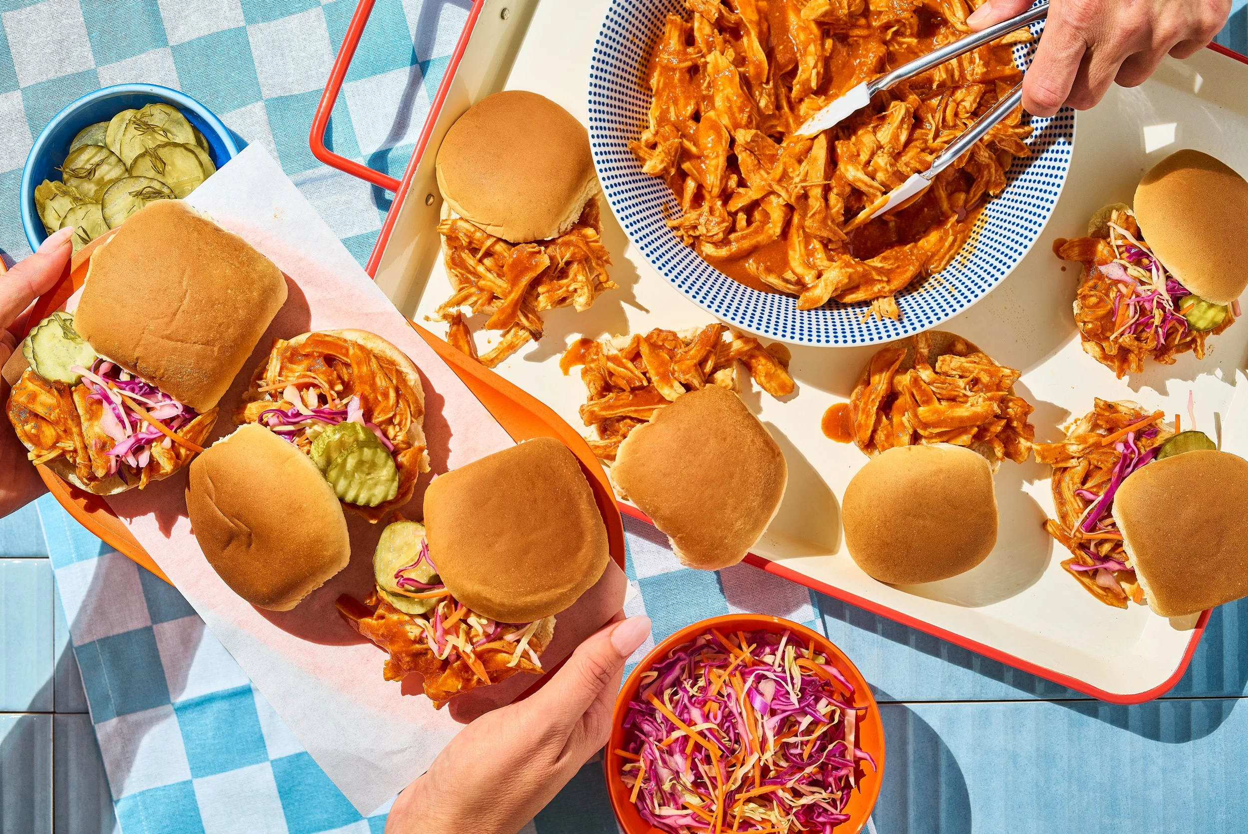 SlowCookerHotHoneyBBQChickenSliders_V4.jpg