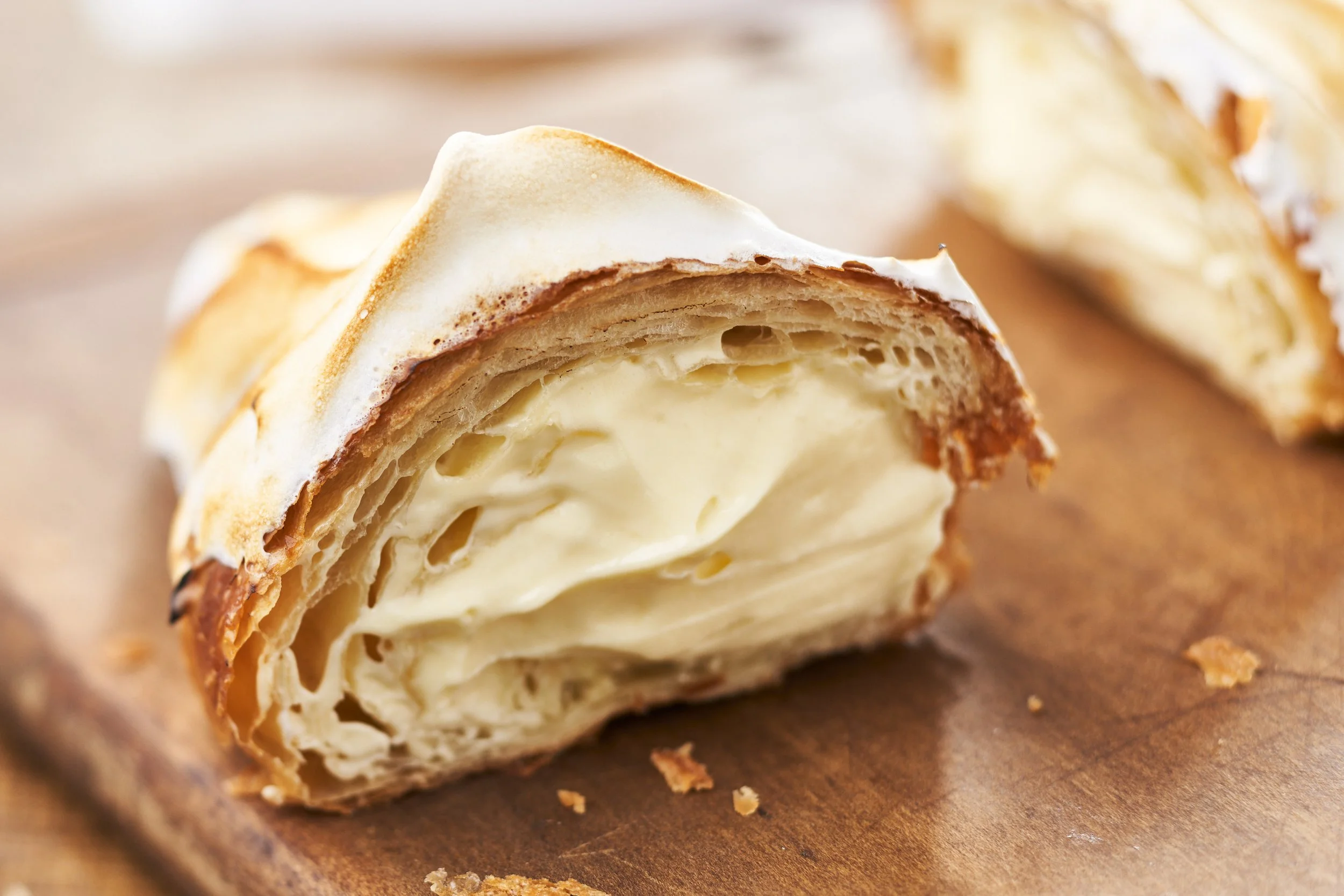 Croissant_Summer_LemonMeringue_236.jpg