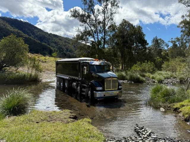 10 wheeler body truck delivering  premium garden soil to Beaudesert/ Canungra area 