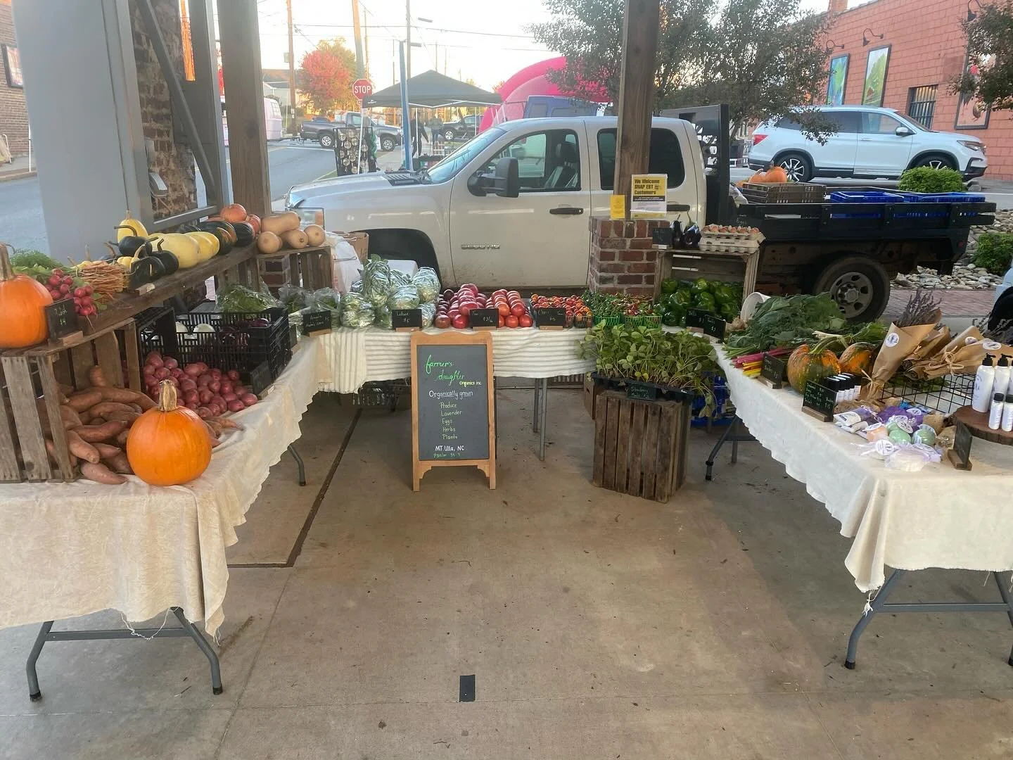 Market Day is TODAY!!! Come see us from 8-12 at the Salisbury farmers market and get your fresh weekly needs! We appreciate your patience on our much needed break for our family- Thank You!. We are back and are sure your eyes and your tastebuds will