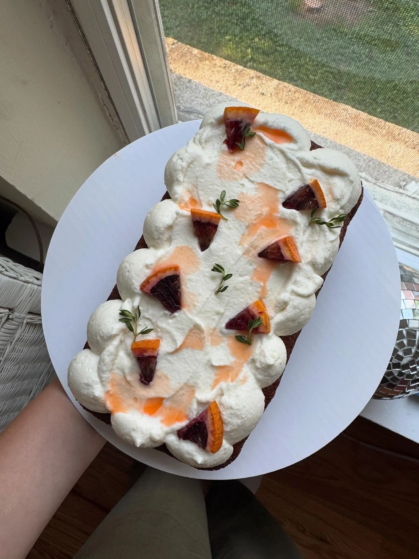 I NEED YOUR HELP! 

These are two versions of an Aperol Spritz Cake I am making for a wine bar in chicago to sell! Which one is your favorite and why? Thank you! 

Also&hellip; if your are in the #chicagoland area and want to give my cake a try&helli