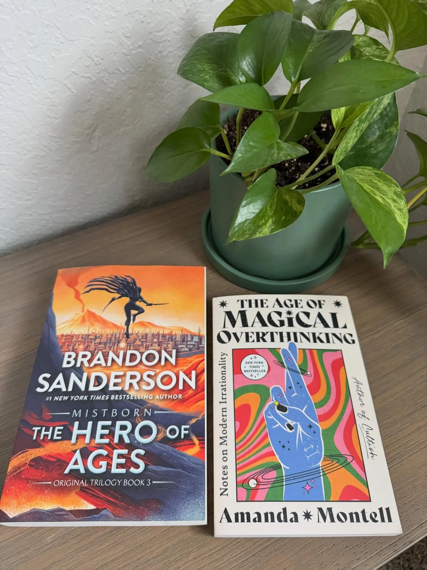 ☀️ New month, new week, new books.

There&rsquo;s something about a Sunday on the 1st of the month that just feels like a clean slate. I took myself on a little solo date to Barnes &amp; Noble today (because sometimes you just have to be your own fav