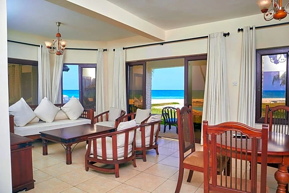 Beachfront 3.jpg
