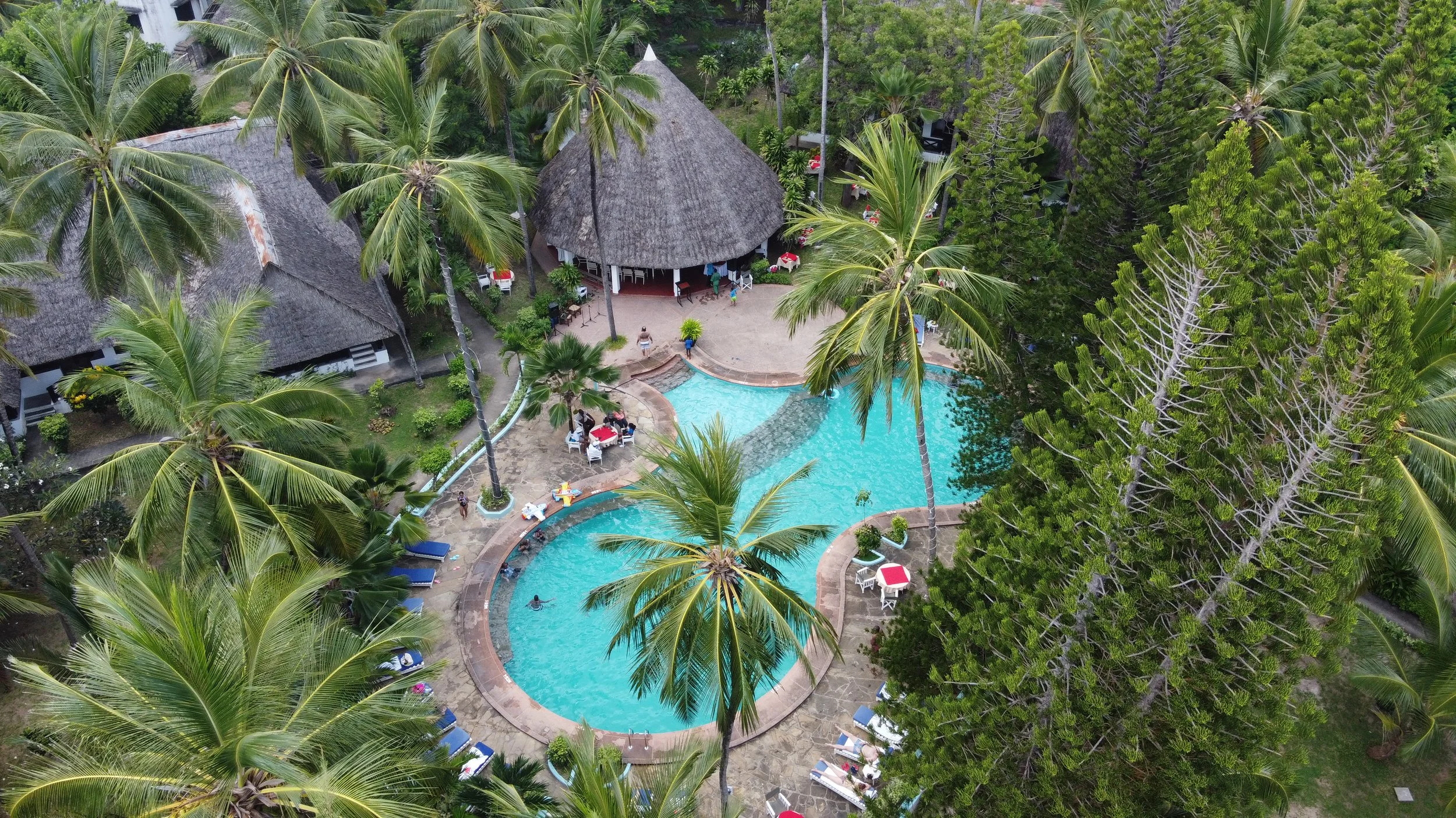 1-2 Kilifi Bay Pool5.JPG
