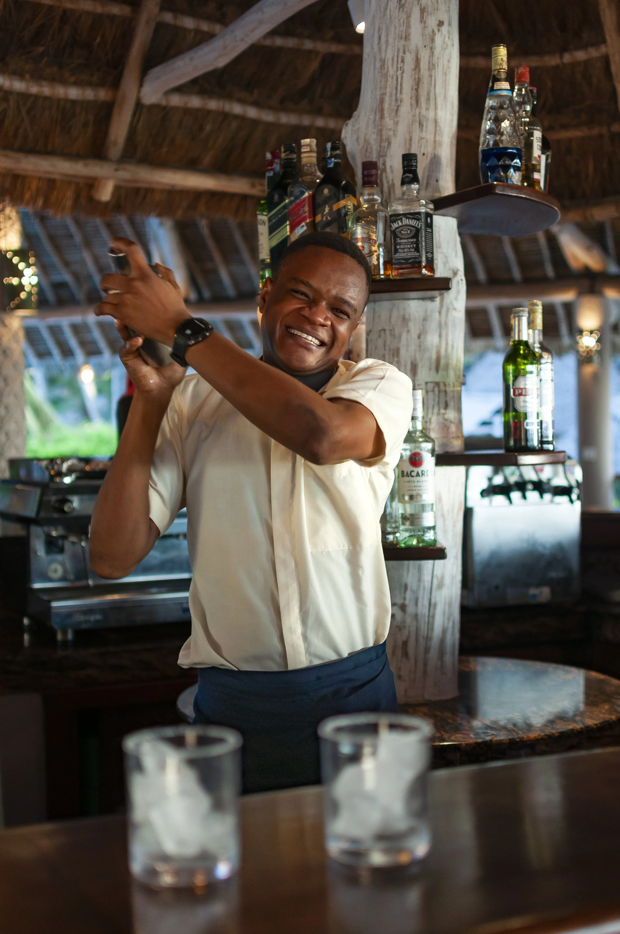 Neptune Palm - Kisiwa Bar 3.jpg