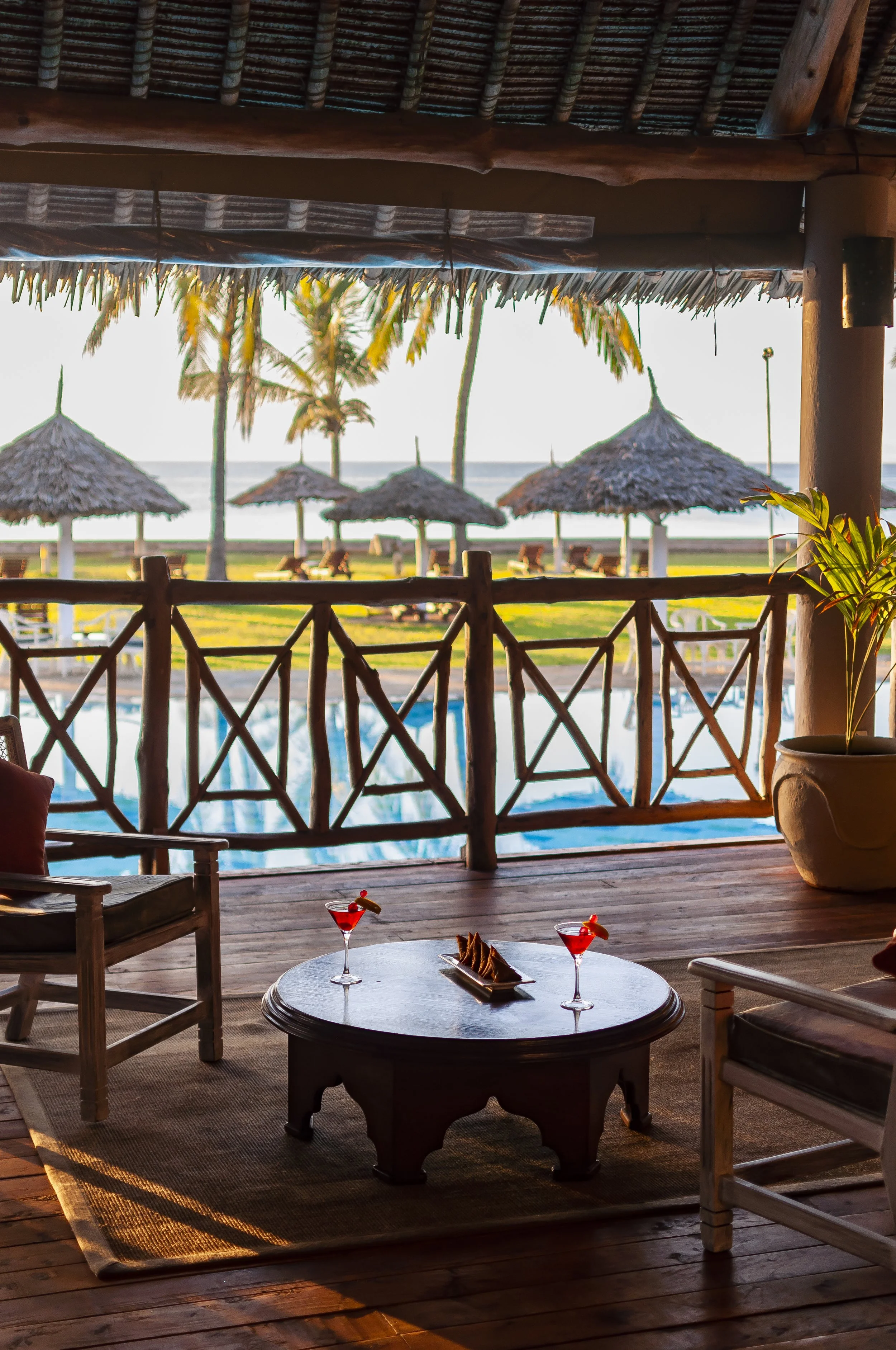 Neptune Palm - Kisiwa Bar 5.jpg