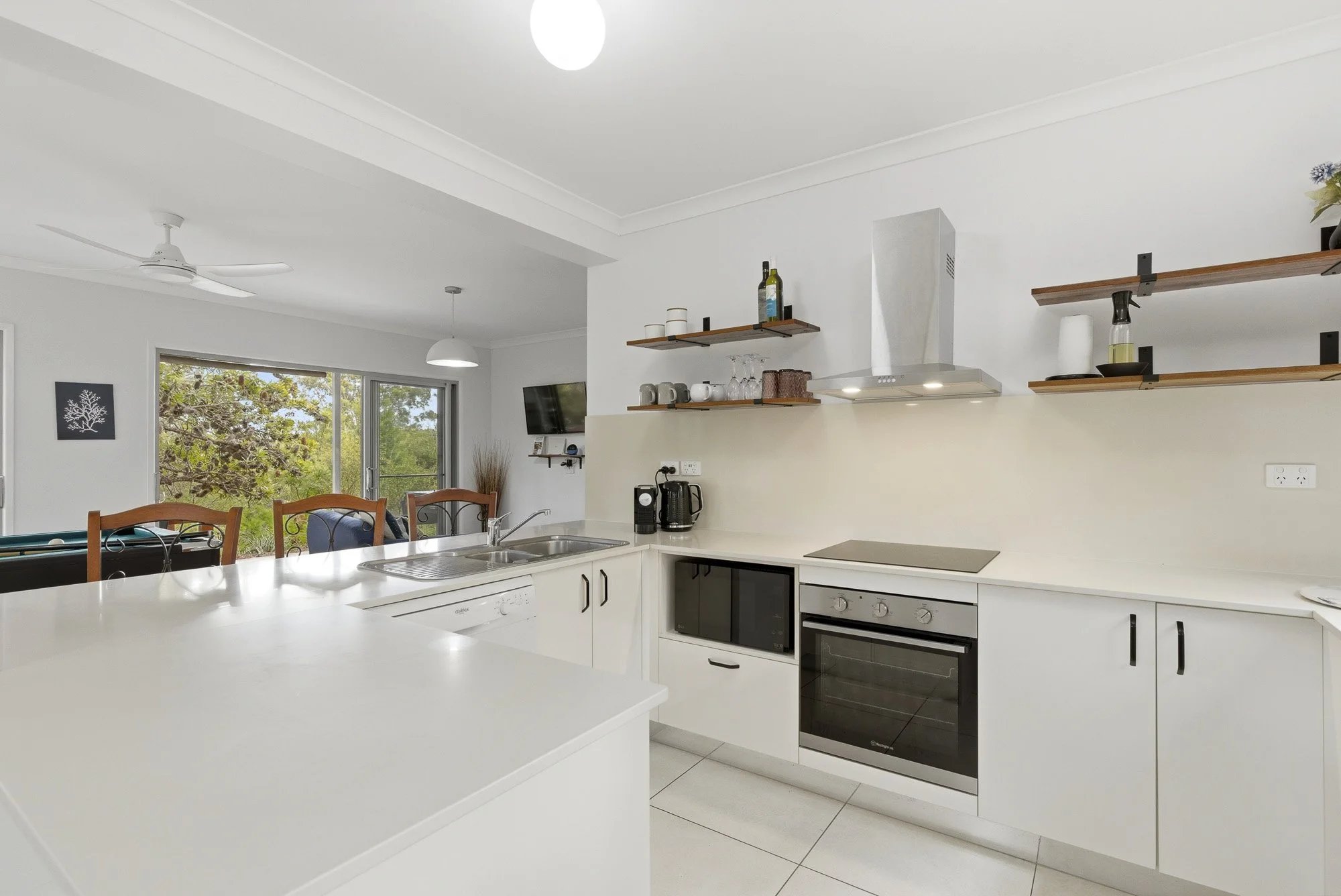 847 Kingfisher Heights Drive K'Gari - 08.jpg