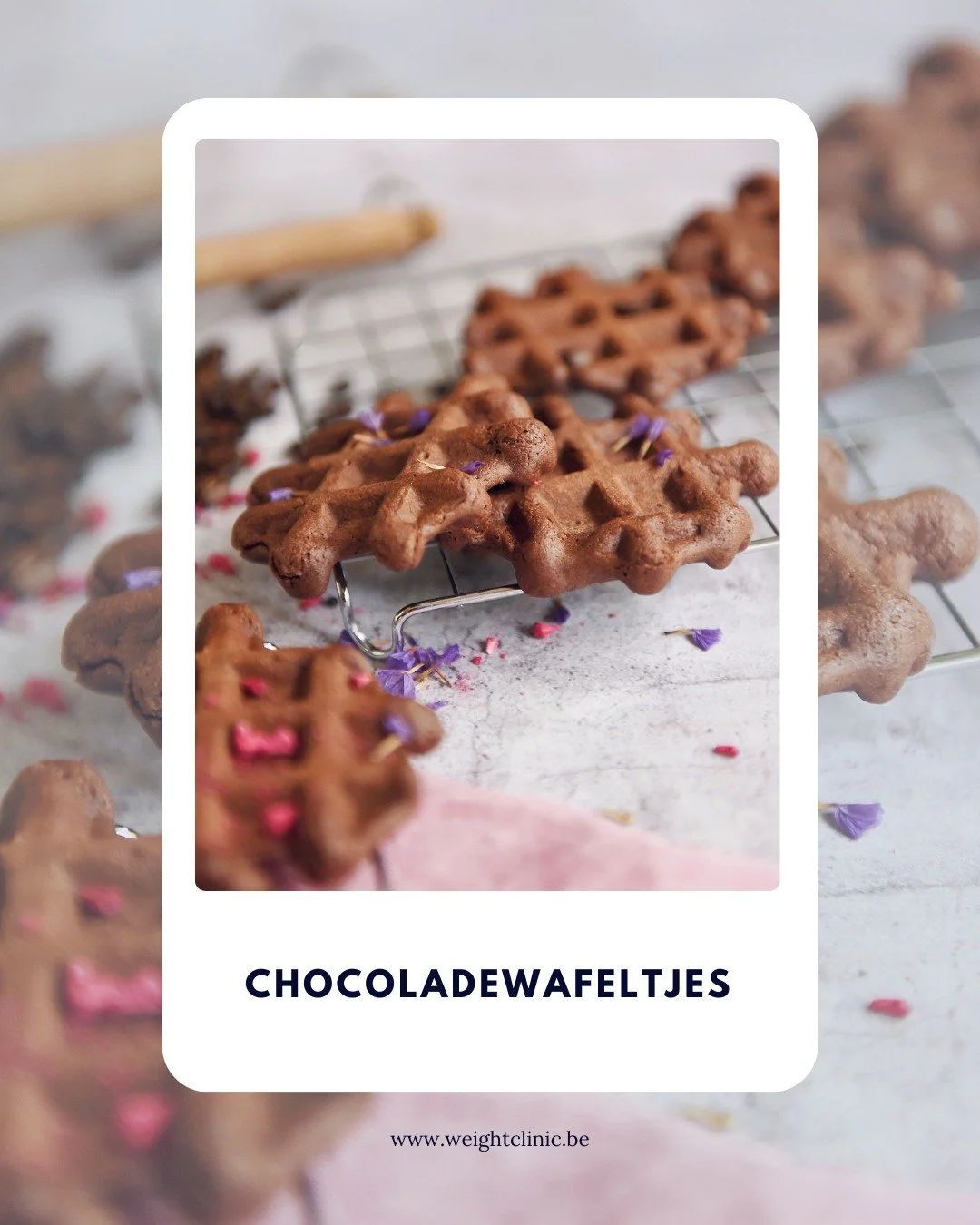 In het weekend mogen we onszelf wel eens extra in de watten leggen. Nog op zoek naar iets eenvoudigs om morgen te bakken? De chocoladewafeltjes van onze di&euml;tisten zijn daarvoor ideaal. Het is een heel simpel recept om te volgen en je hebt snel i