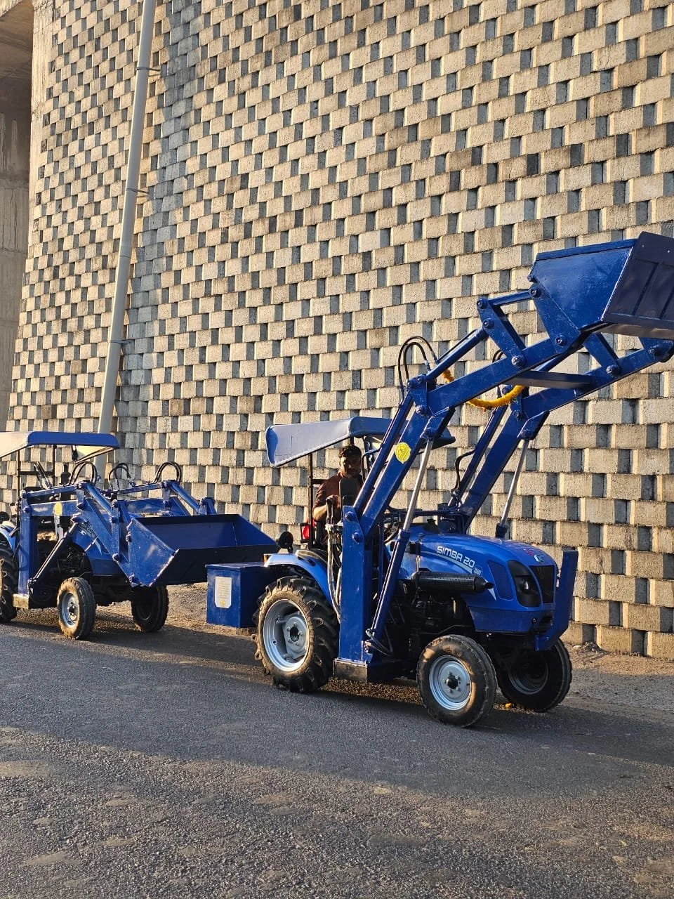 MINI LOADER SIMBA 2 NOS.jpeg
